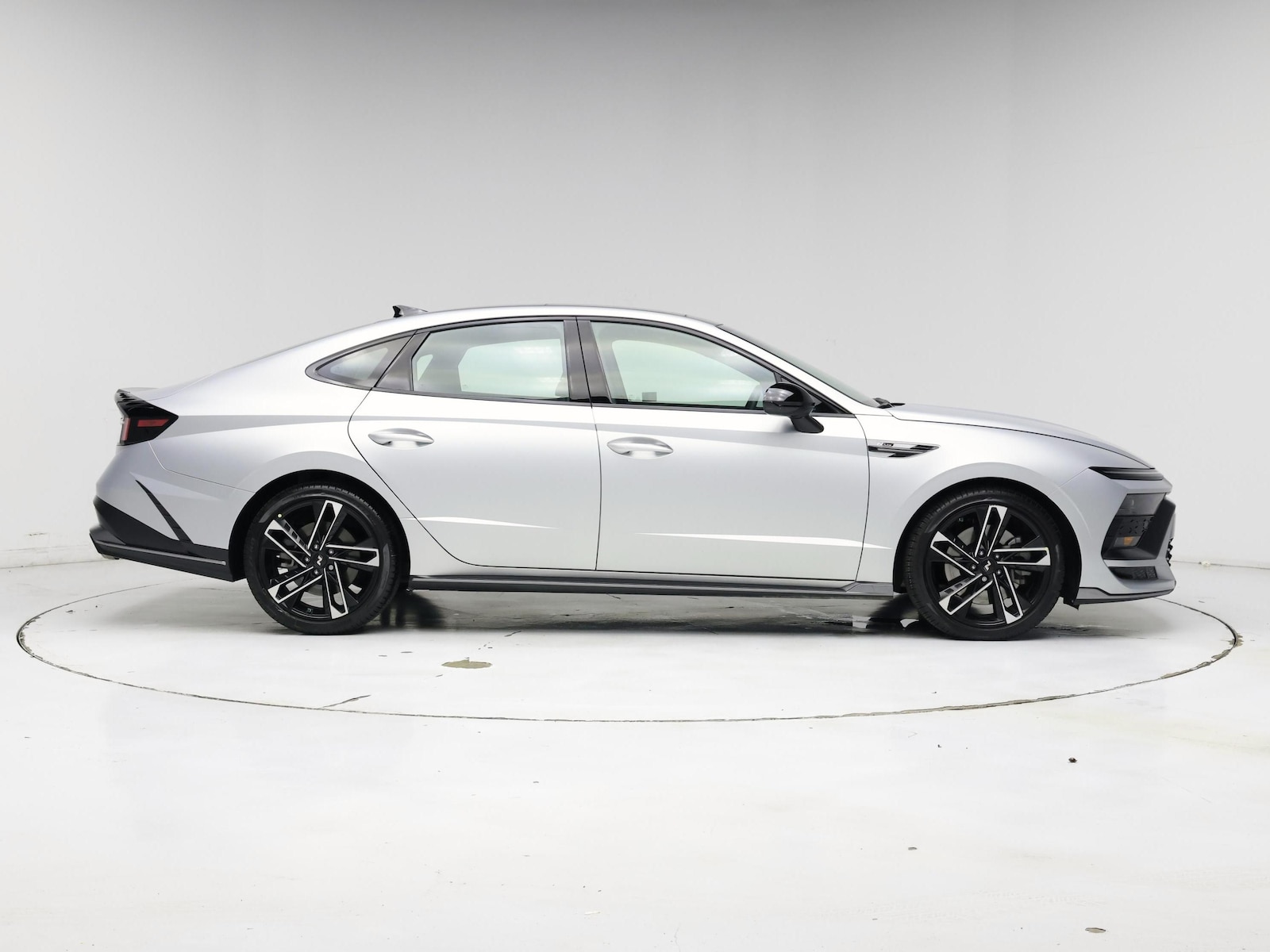 2024 Hyundai Sonata N Line - Photo 8