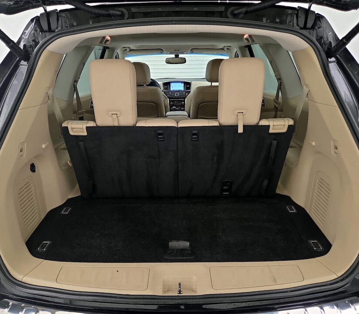 Trunk/Cargo (Seats Up)