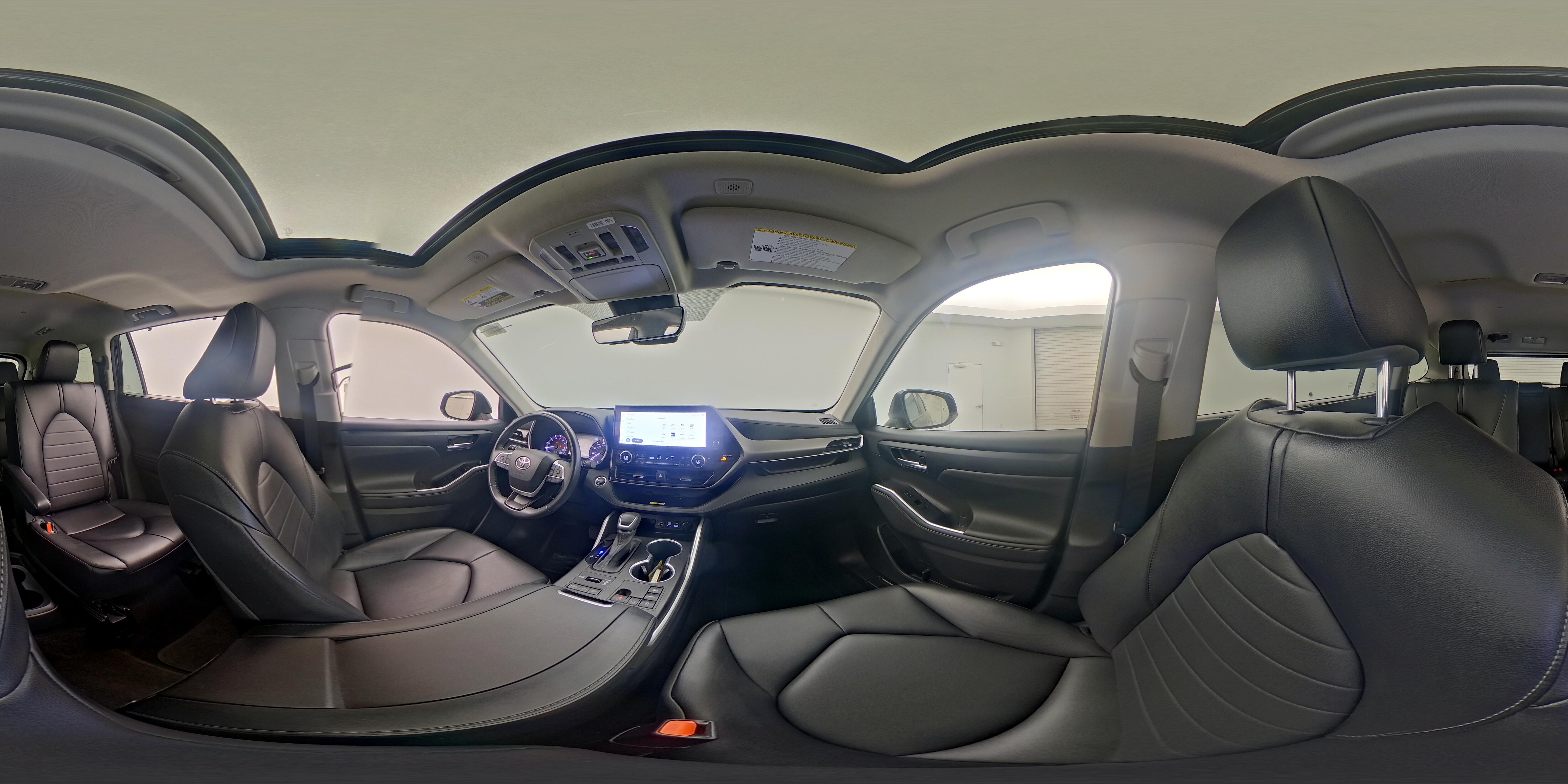 2023 Toyota Highlander XLE - Photo 25