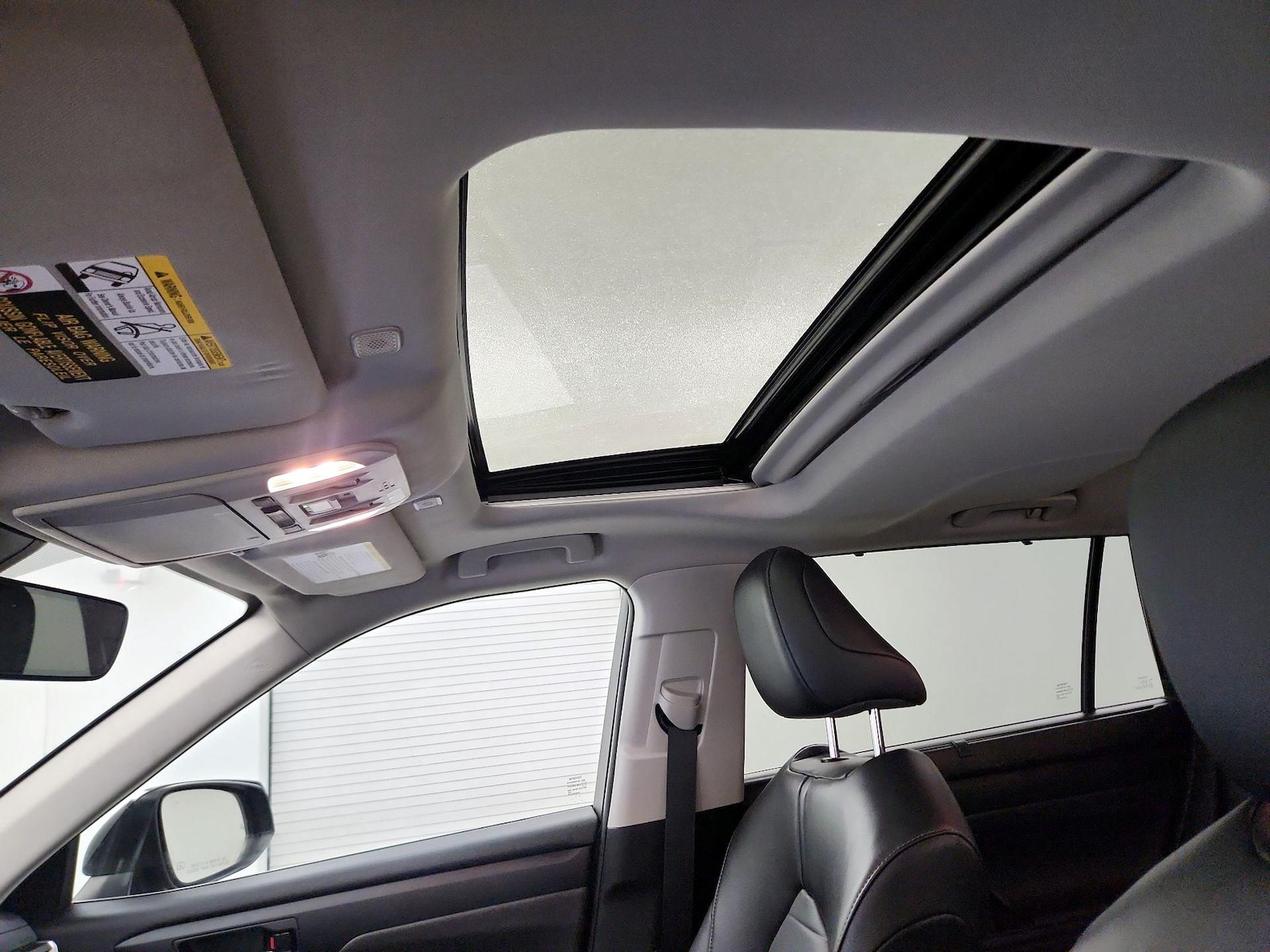2023 Toyota Highlander XLE - Photo 19