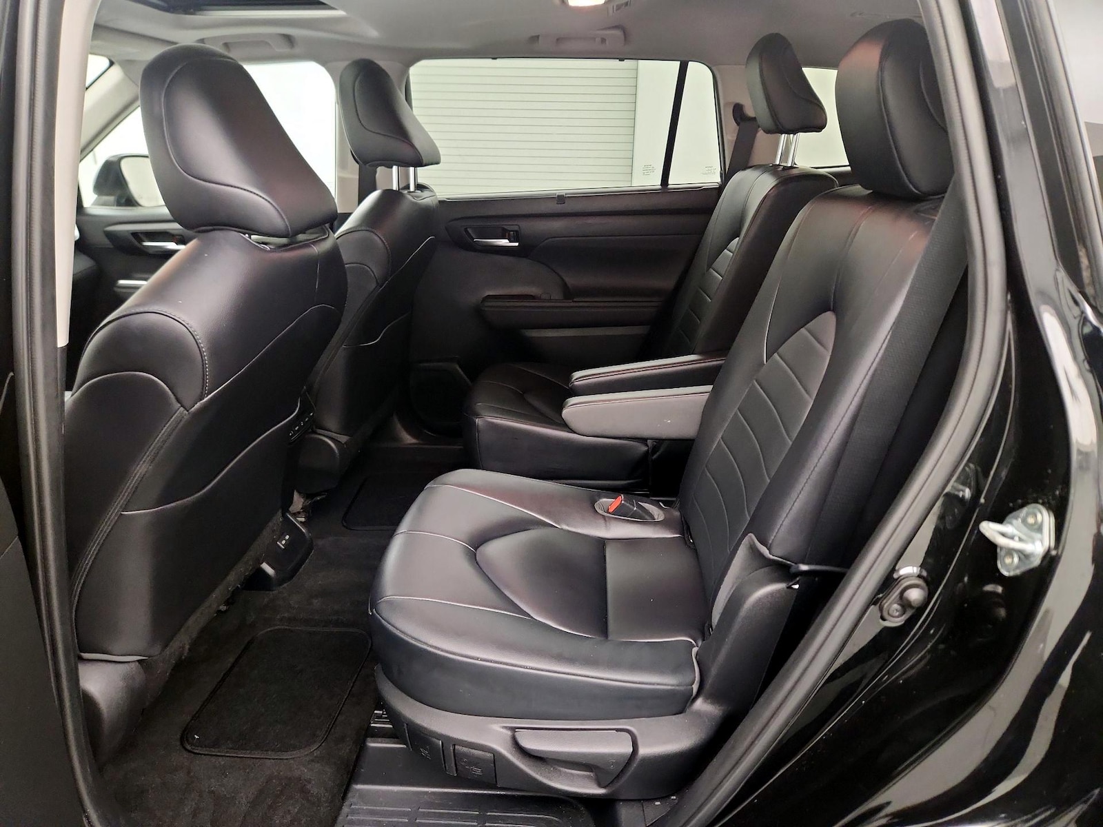 2023 Toyota Highlander XLE - Photo 20