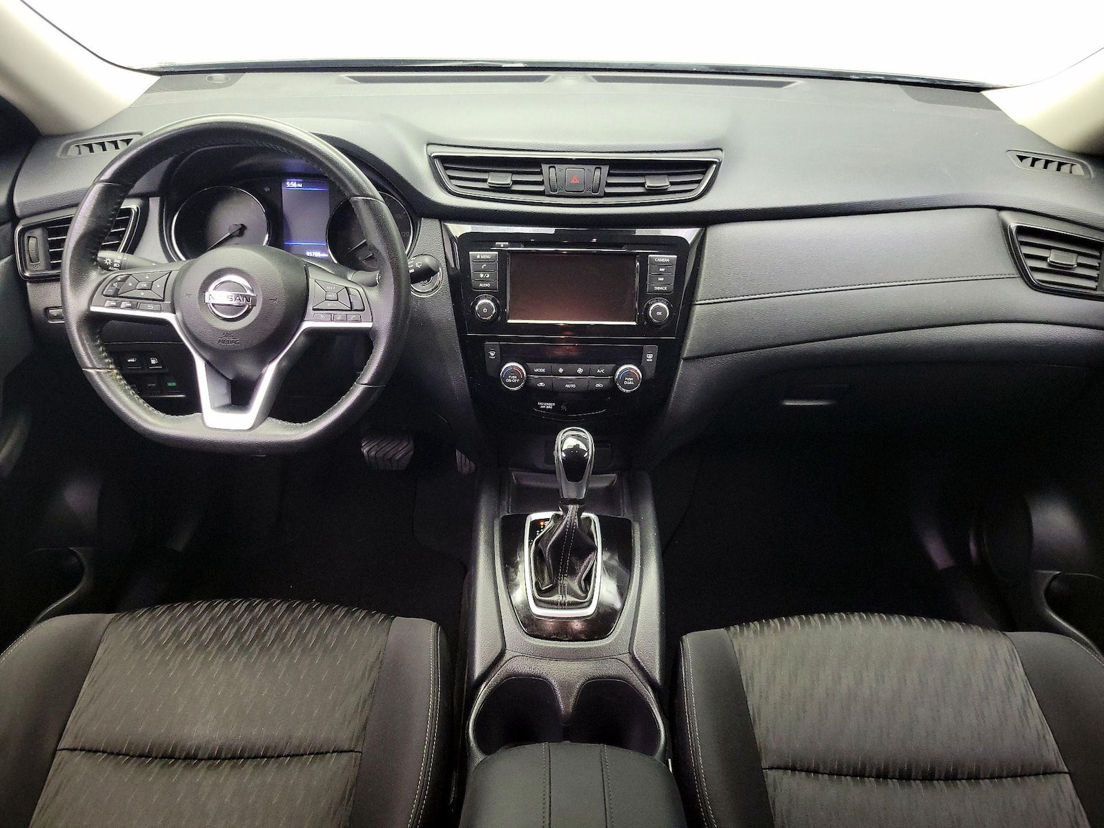 2020 Nissan Rogue SV - Photo 10