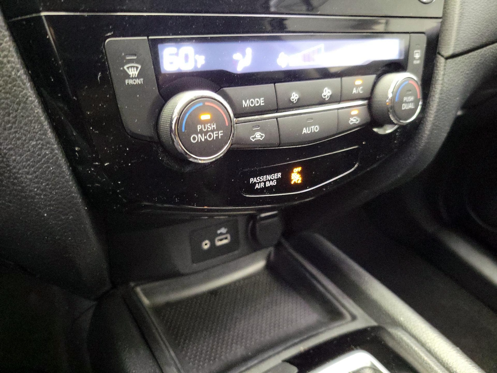 2020 Nissan Rogue SV - Photo 17