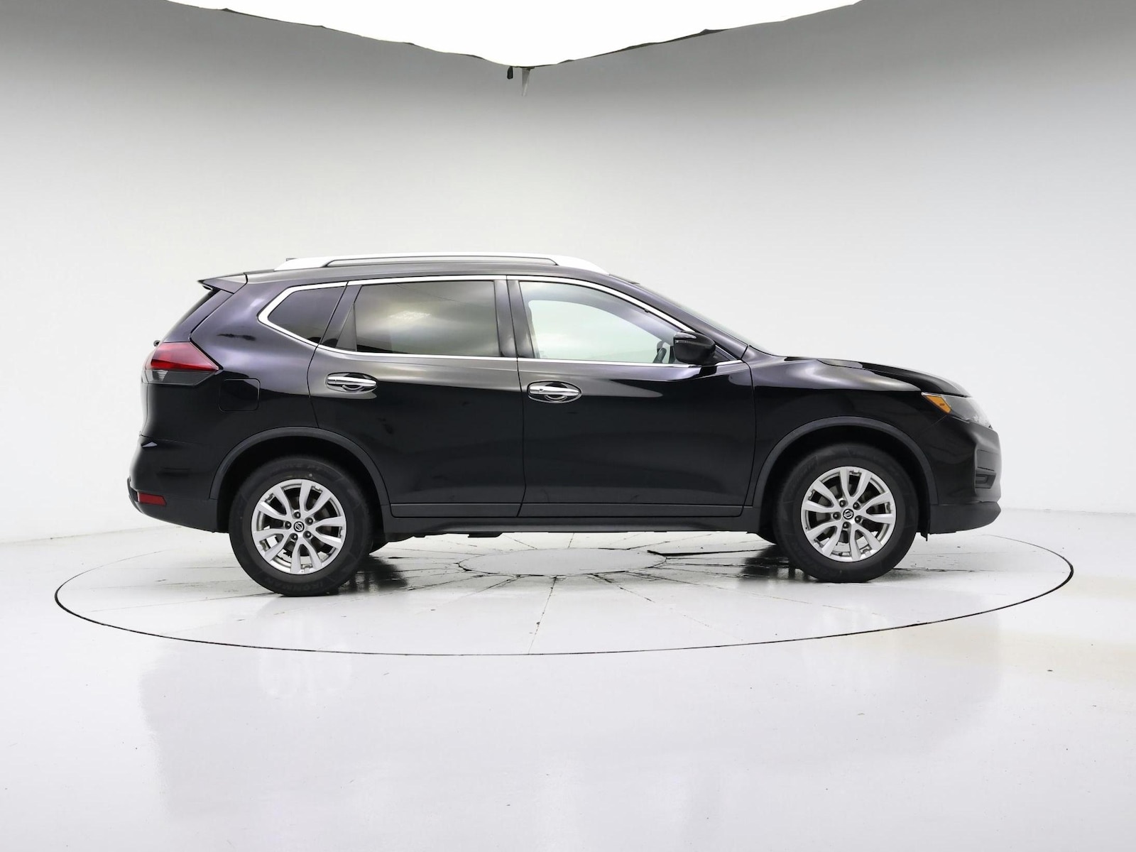 2020 Nissan Rogue SV - Photo 8