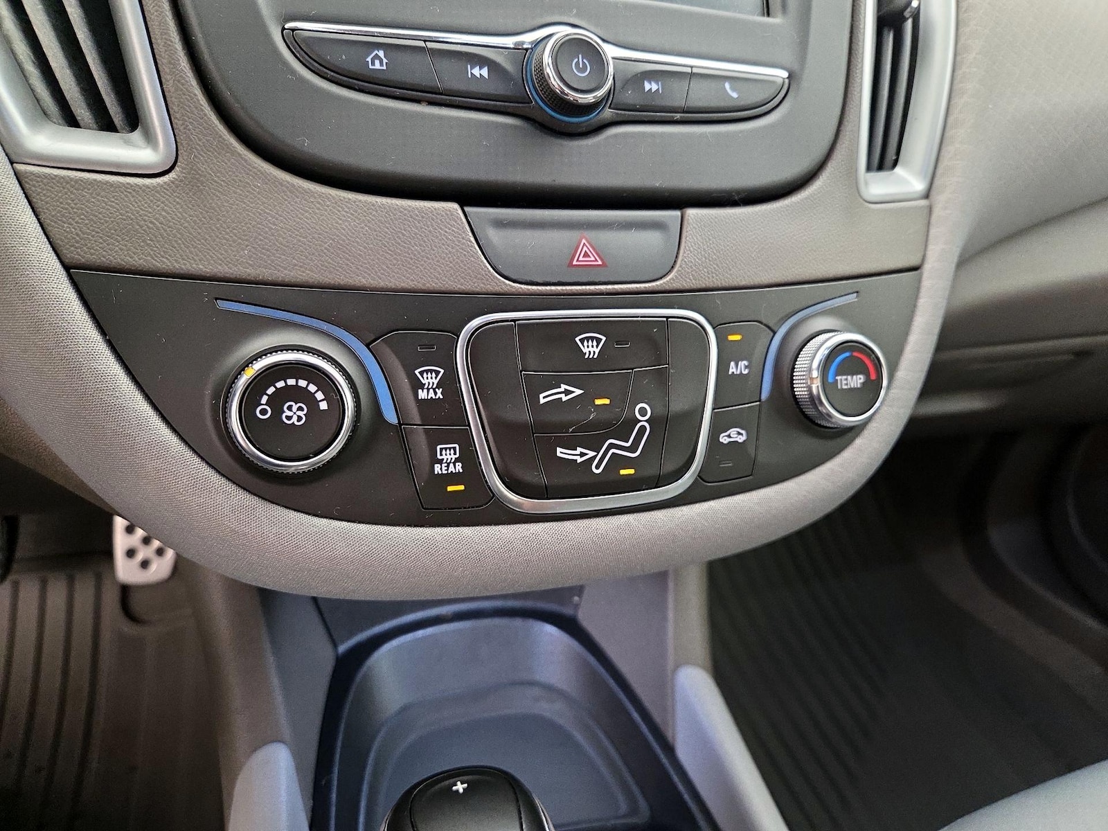 2017 Chevrolet Malibu 1LS - Photo 17