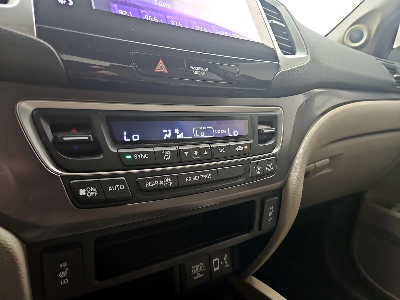 2017 Honda Ridgeline RTL-T - Photo 17