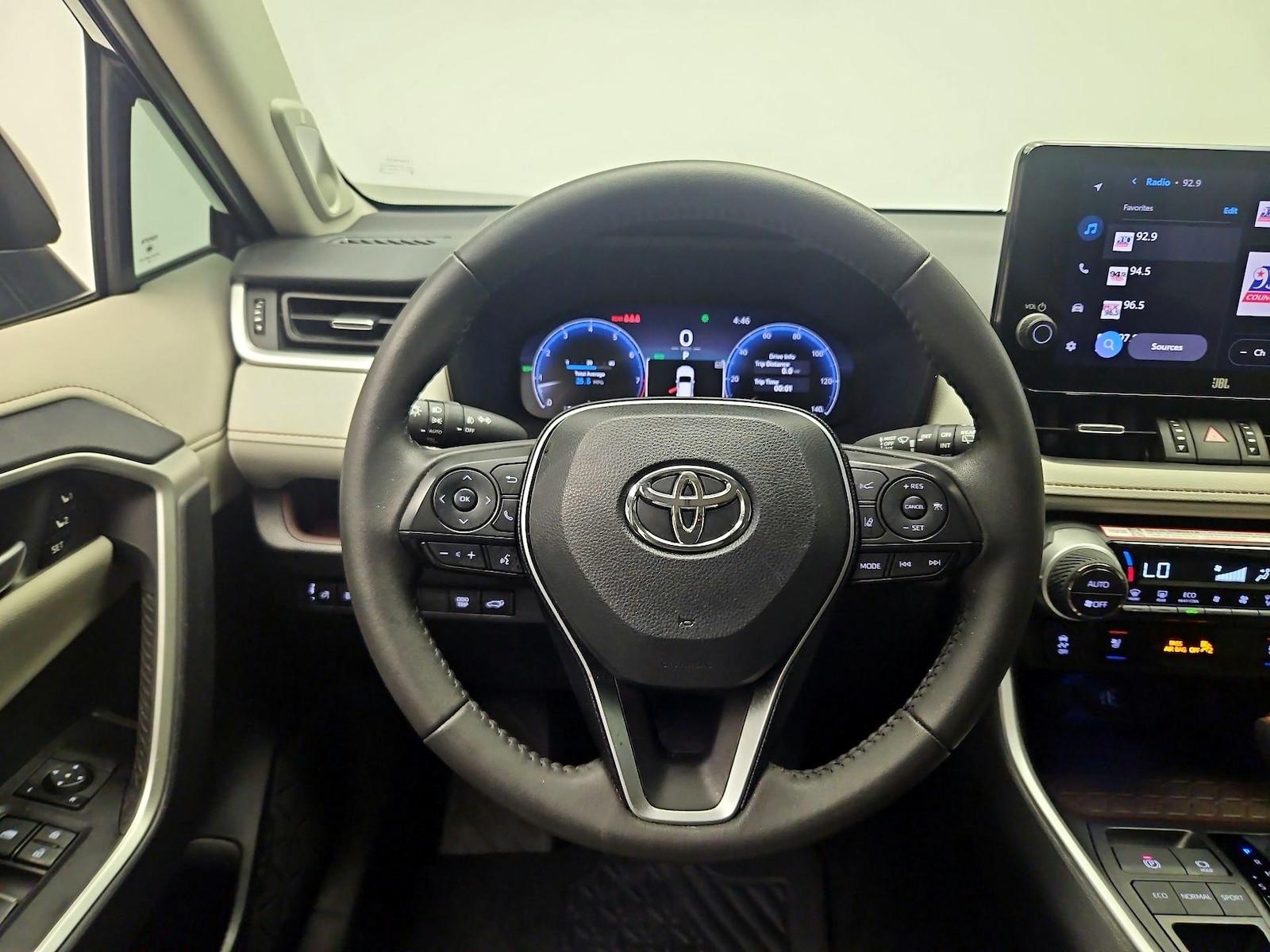 2025 Toyota RAV4 Limited - Photo 11