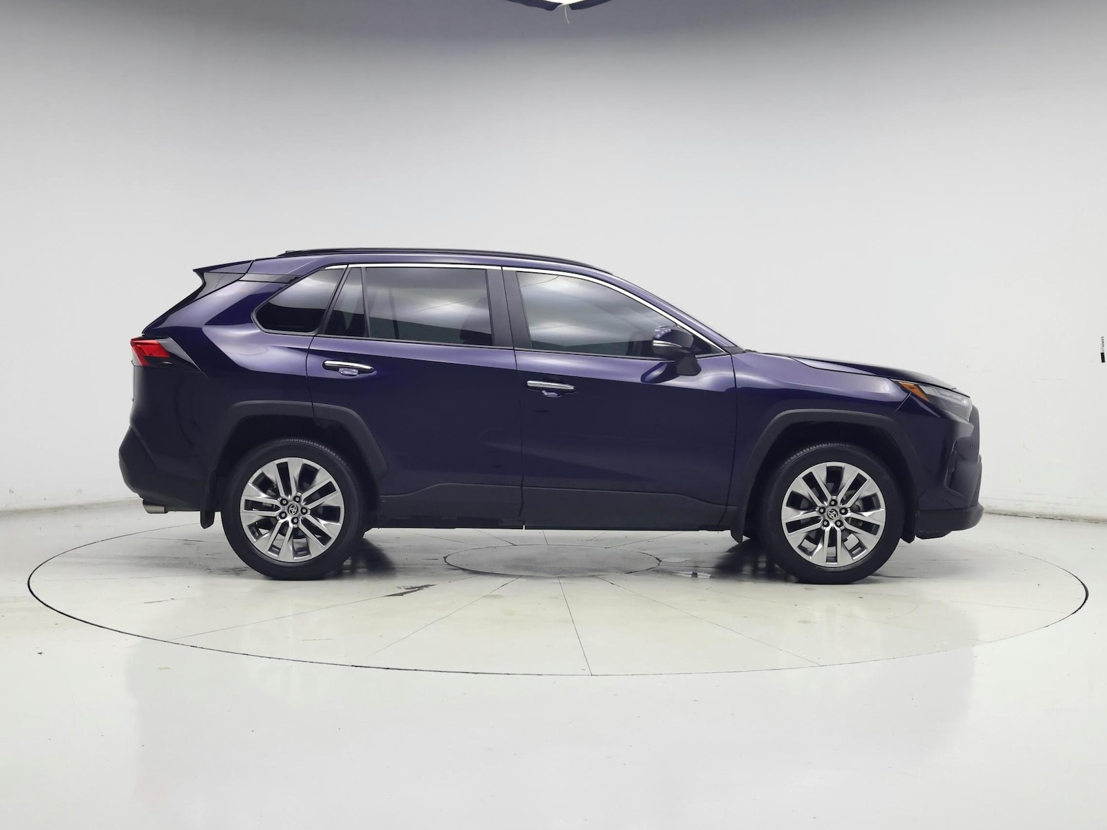 2025 Toyota RAV4 Limited - Photo 8
