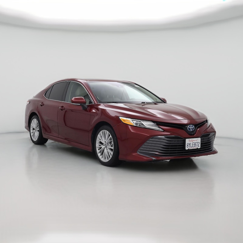 2020 Toyota Camry Hybrid XLE