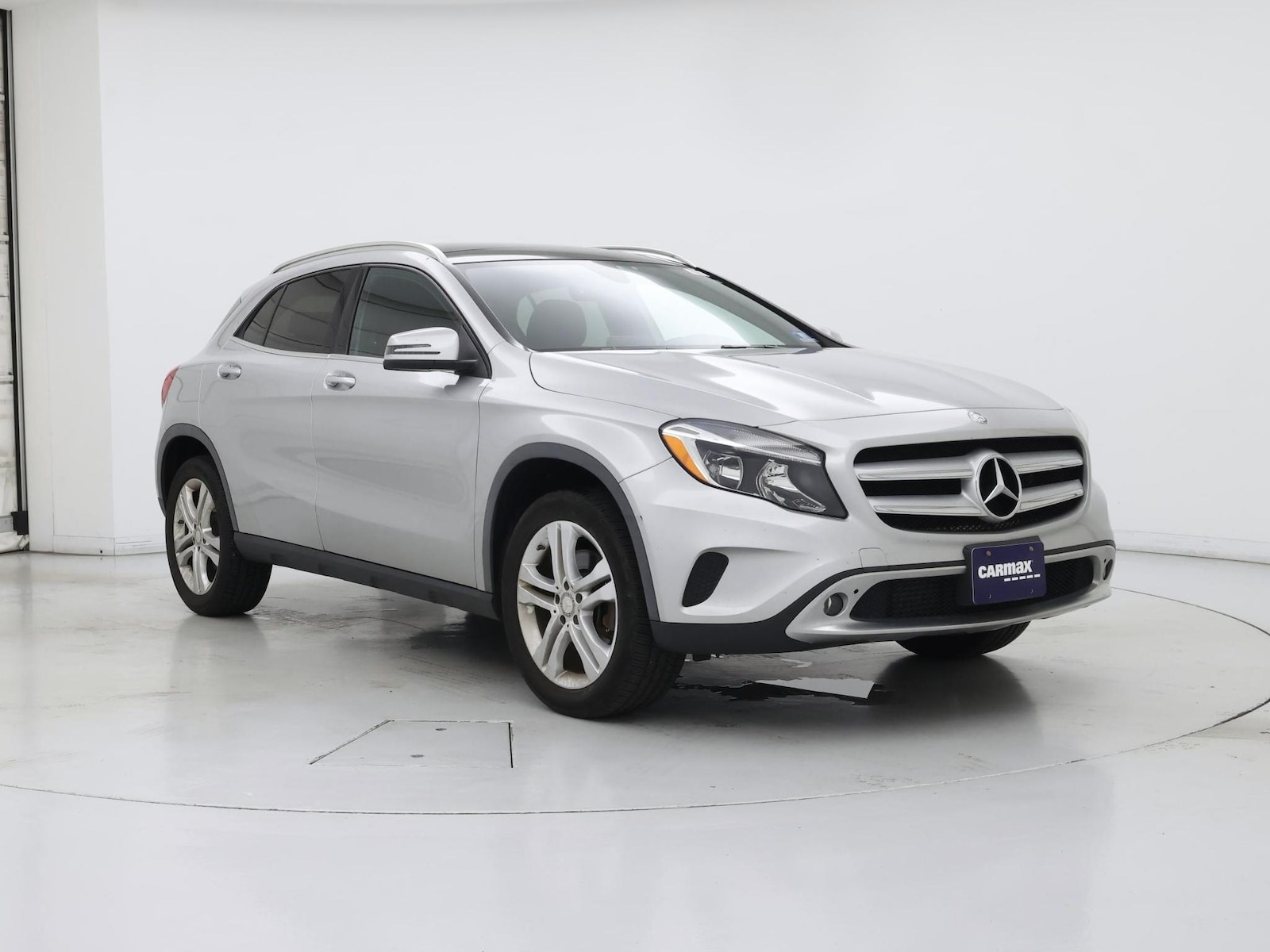 2016 Mercedes-Benz GLA-Class GLA250 - Photo 2