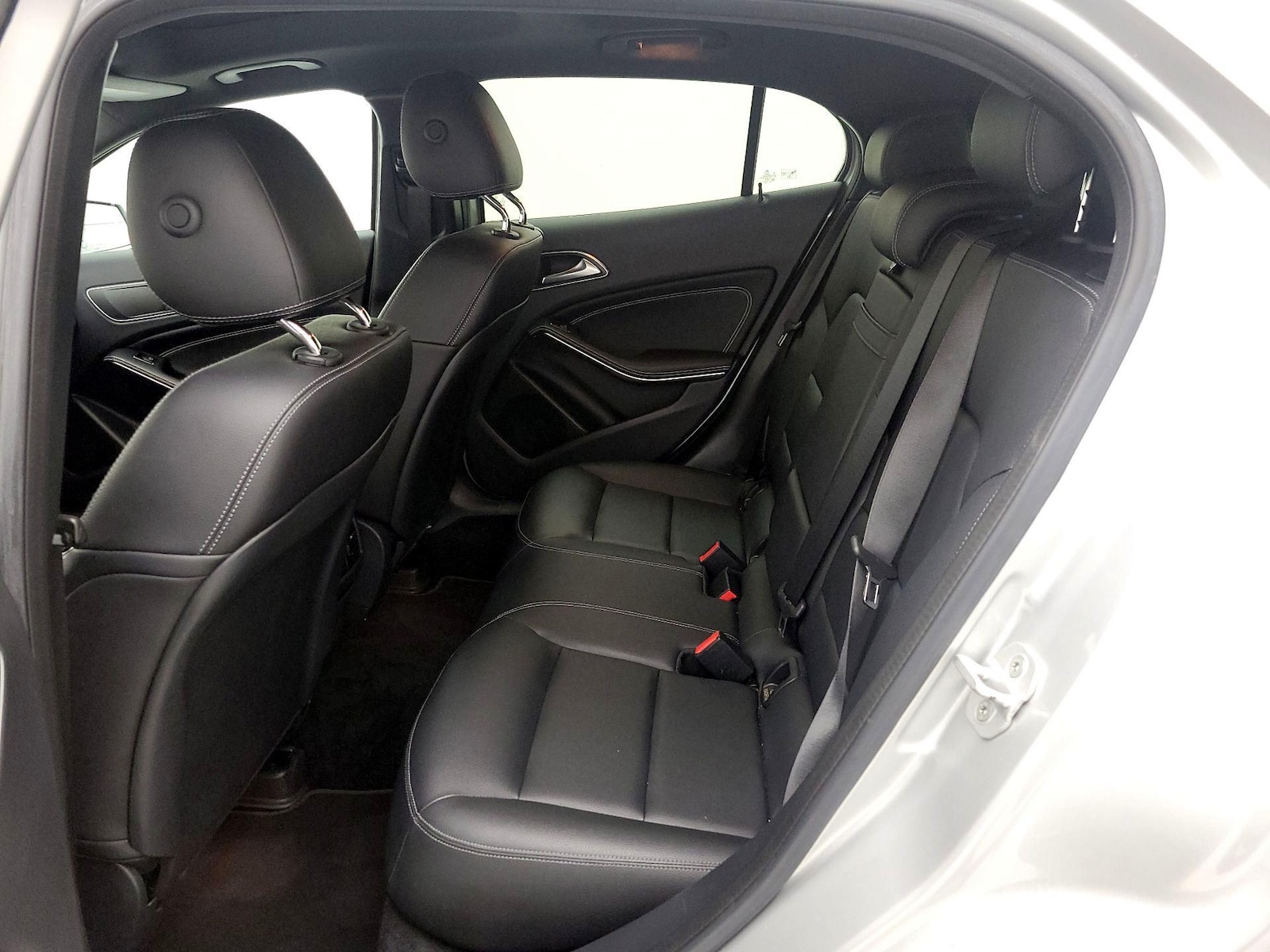 2016 Mercedes-Benz GLA-Class GLA250 - Photo 22