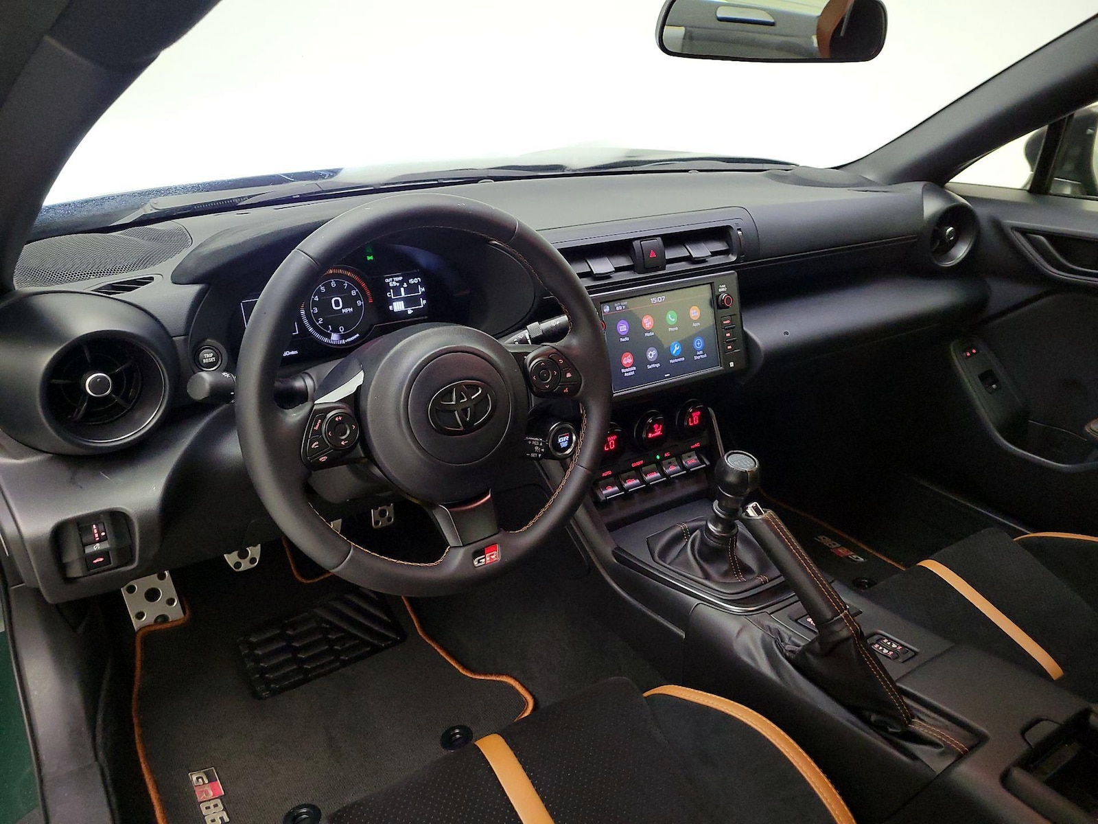 Apple CarPlay® & Android Auto™