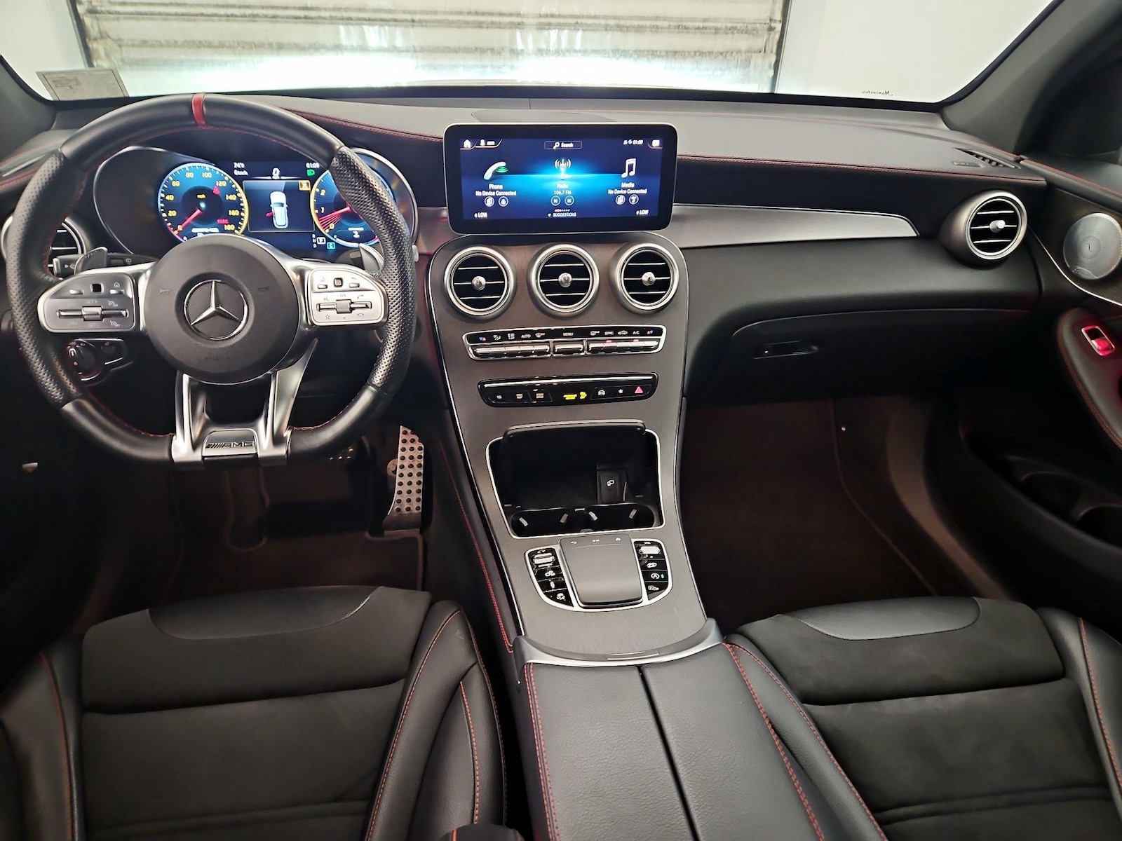 Apple CarPlay® & Android Auto™