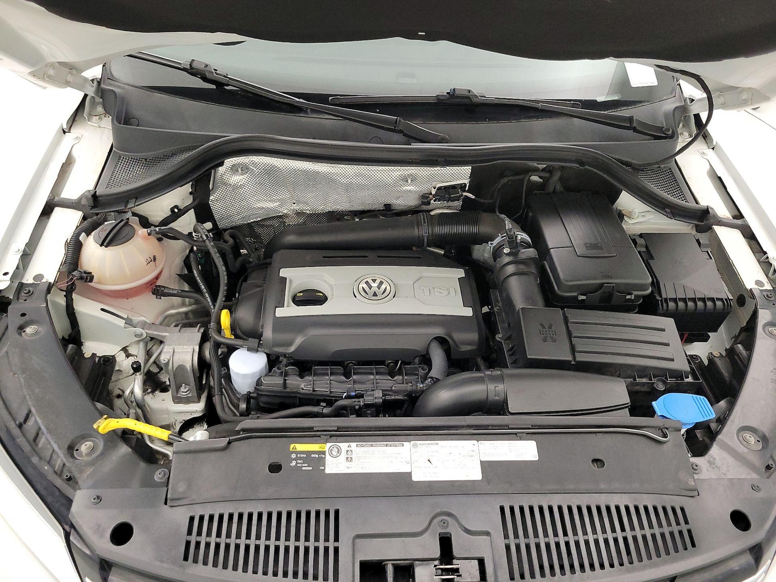 2017 Volkswagen Tiguan S - Photo 12