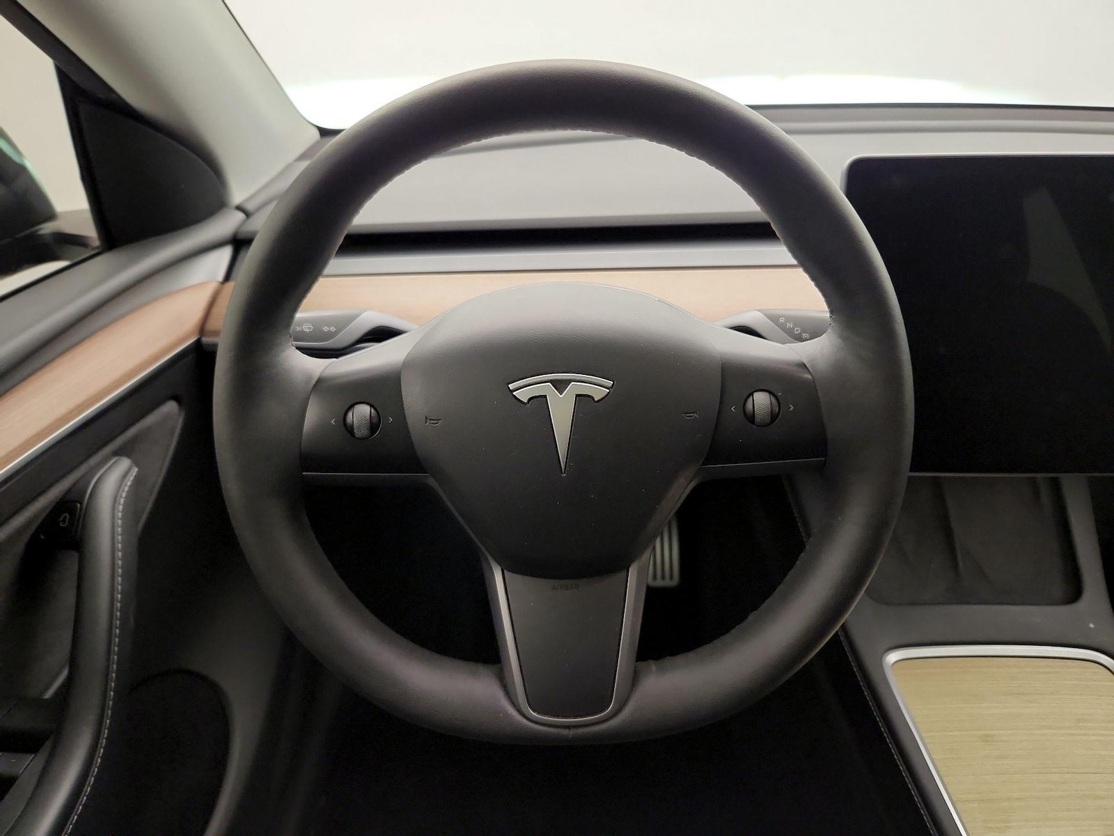 2022 Tesla Model Y Long Range - Photo 9