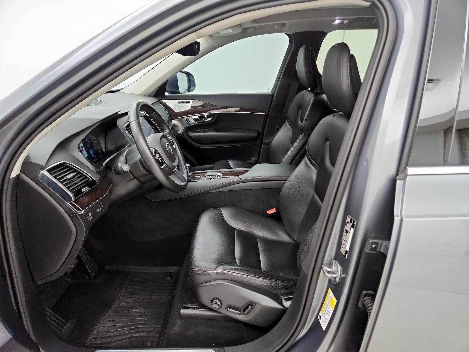 2016 Volvo XC90 Momentum - Photo 12