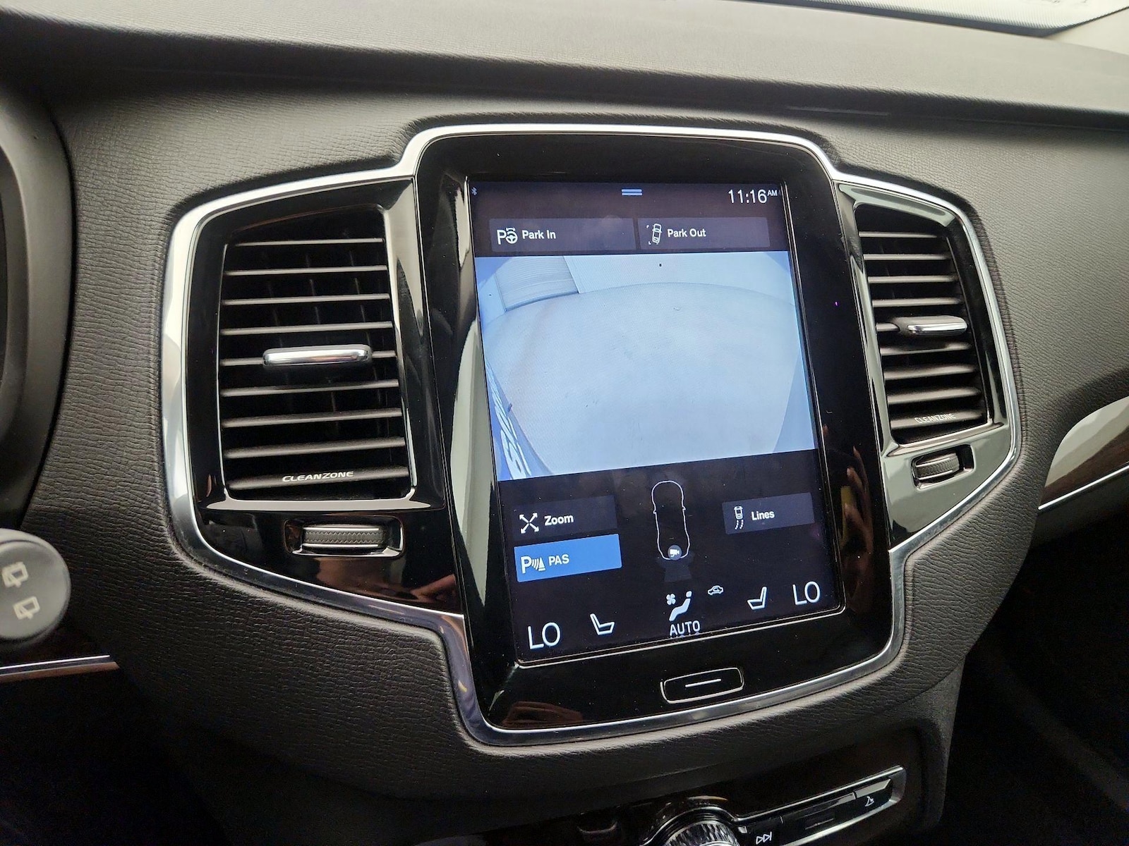2016 Volvo XC90 Momentum - Photo 16