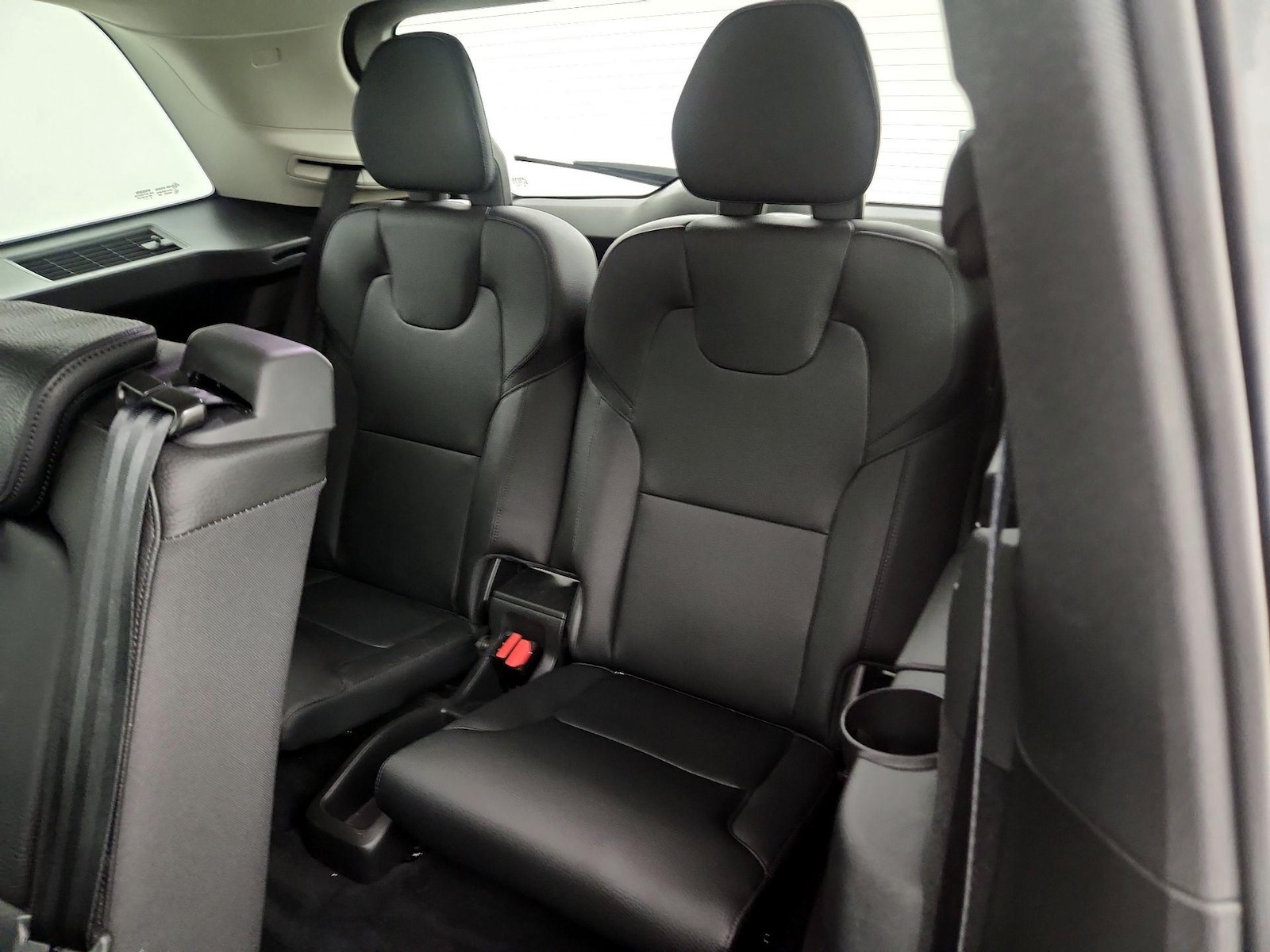 2016 Volvo XC90 Momentum - Photo 22