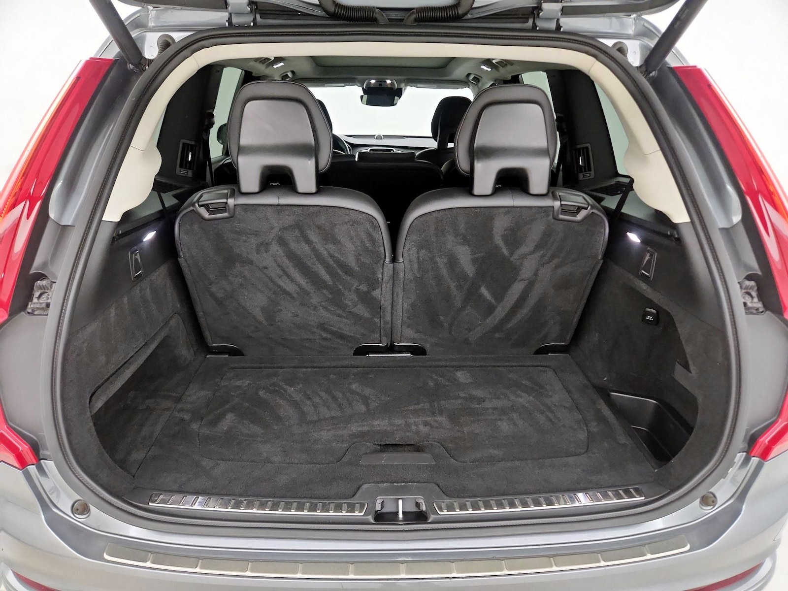 2016 Volvo XC90 Momentum - Photo 23
