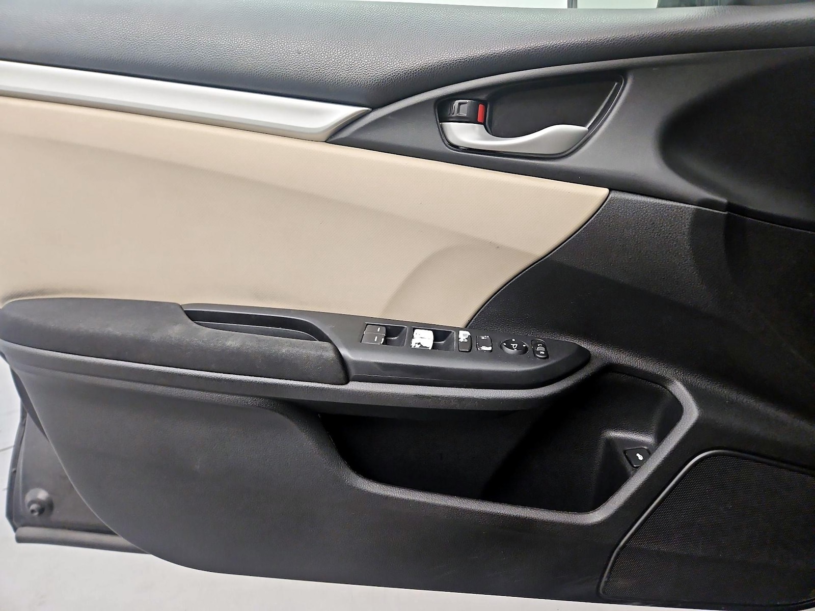 2018 Honda Civic LX - Photo 13