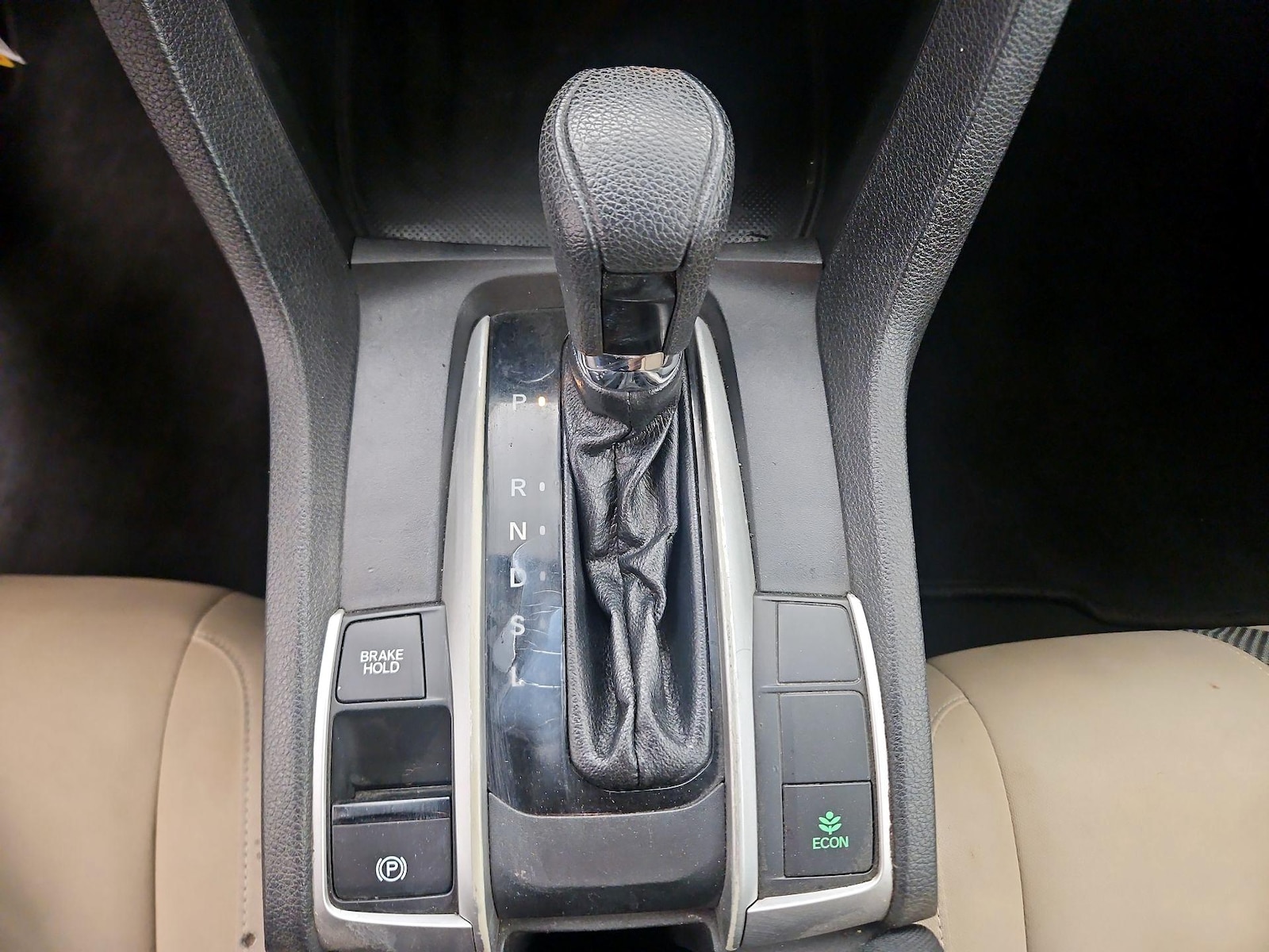 2018 Honda Civic LX - Photo 18