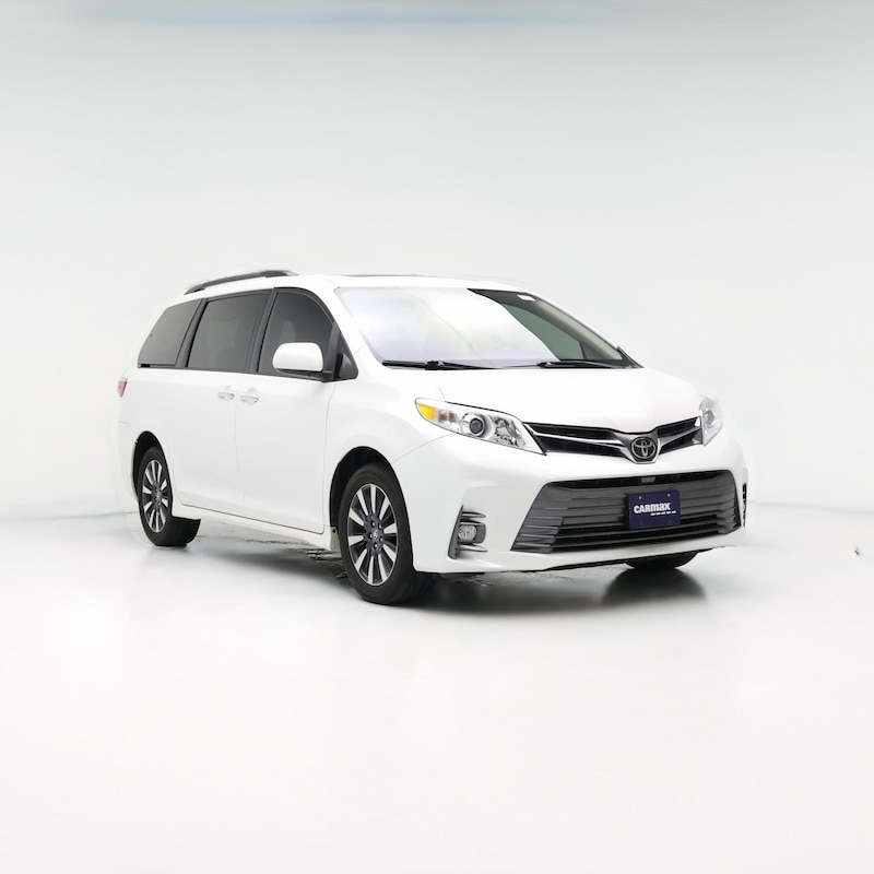 2019 Toyota Sienna XLE
