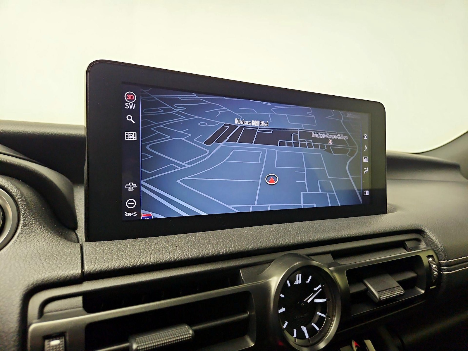 2024 Lexus IS 350 F SPORT - Photo 15