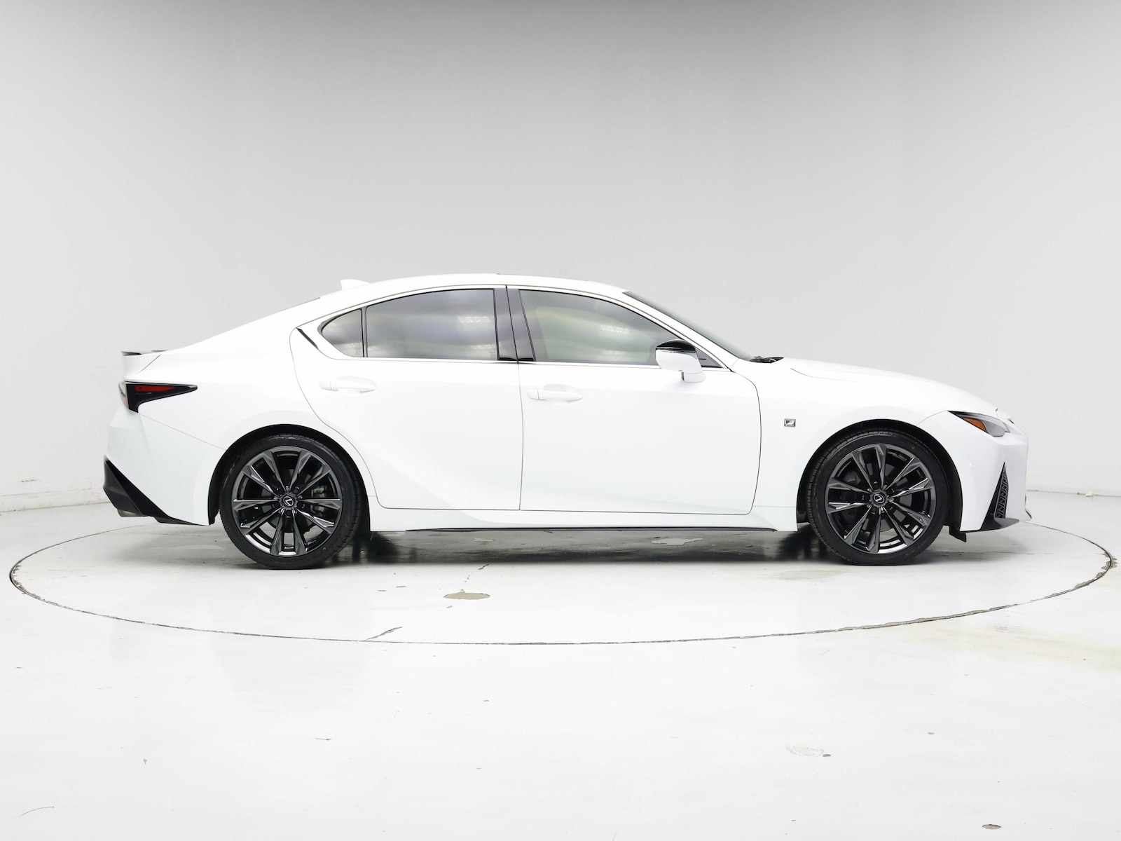 2024 Lexus IS 350 F SPORT - Photo 8