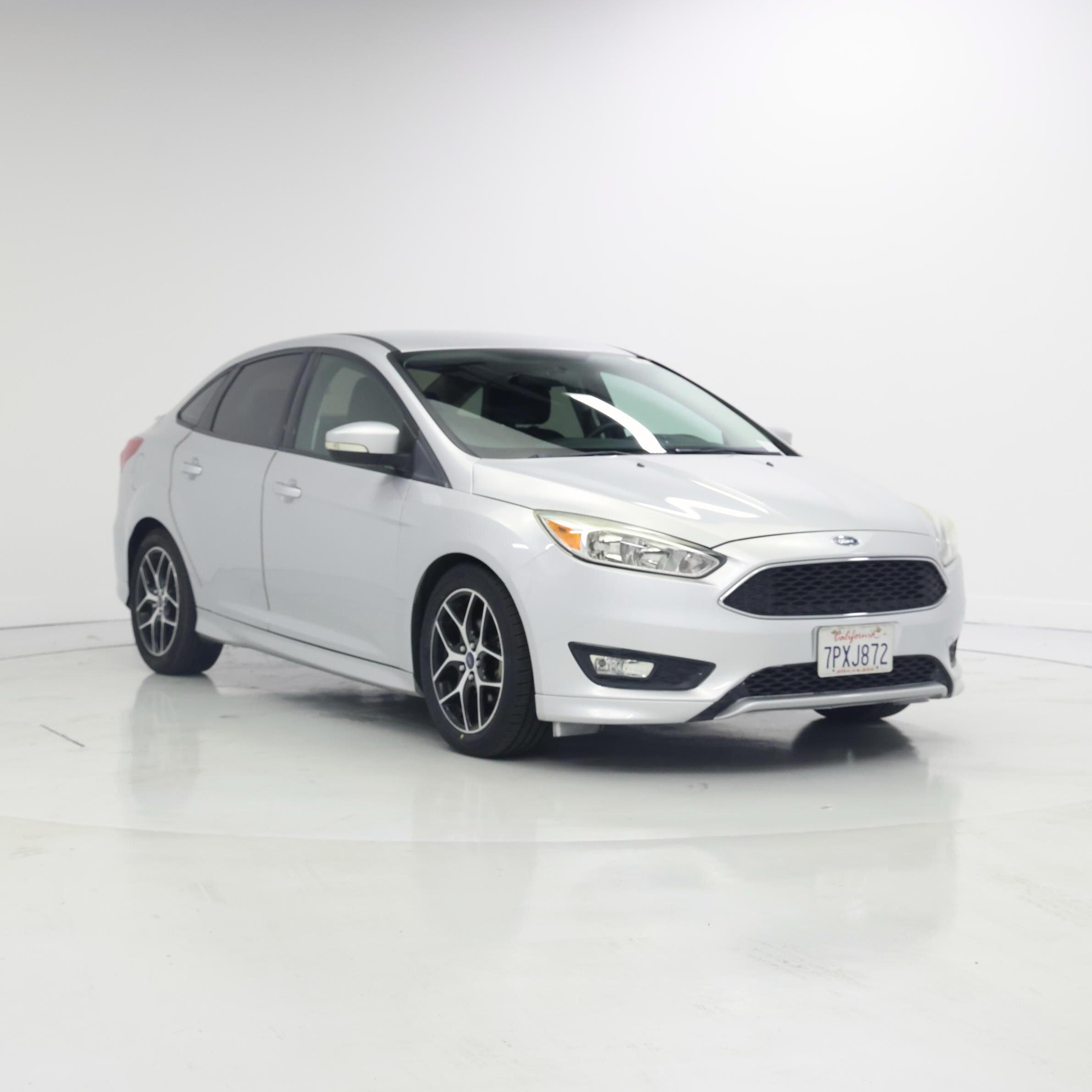 Silver 2015 Ford Focus Sedan Front-Wheel Drive Automatic