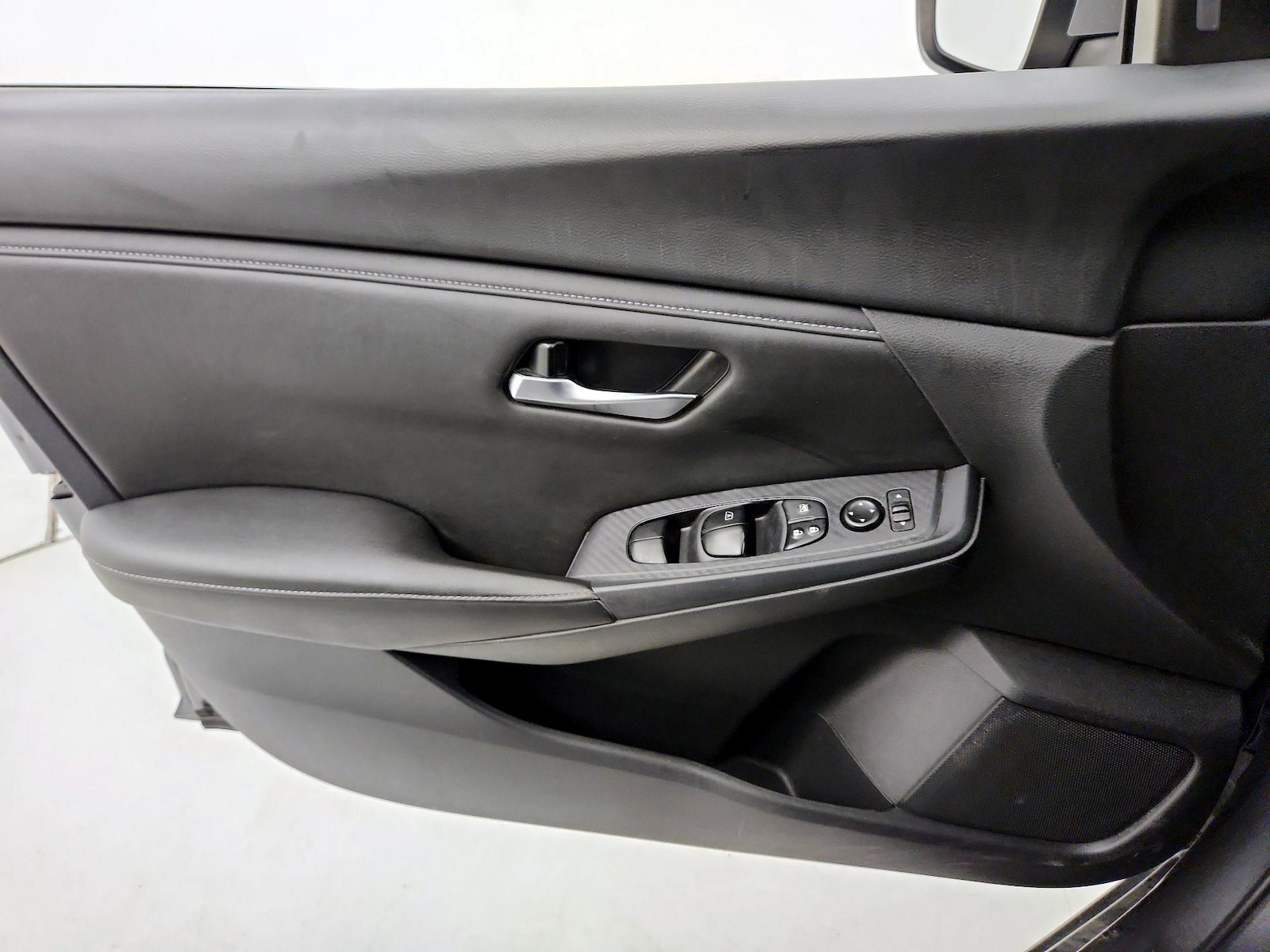 2024 Nissan Sentra SV - Photo 13