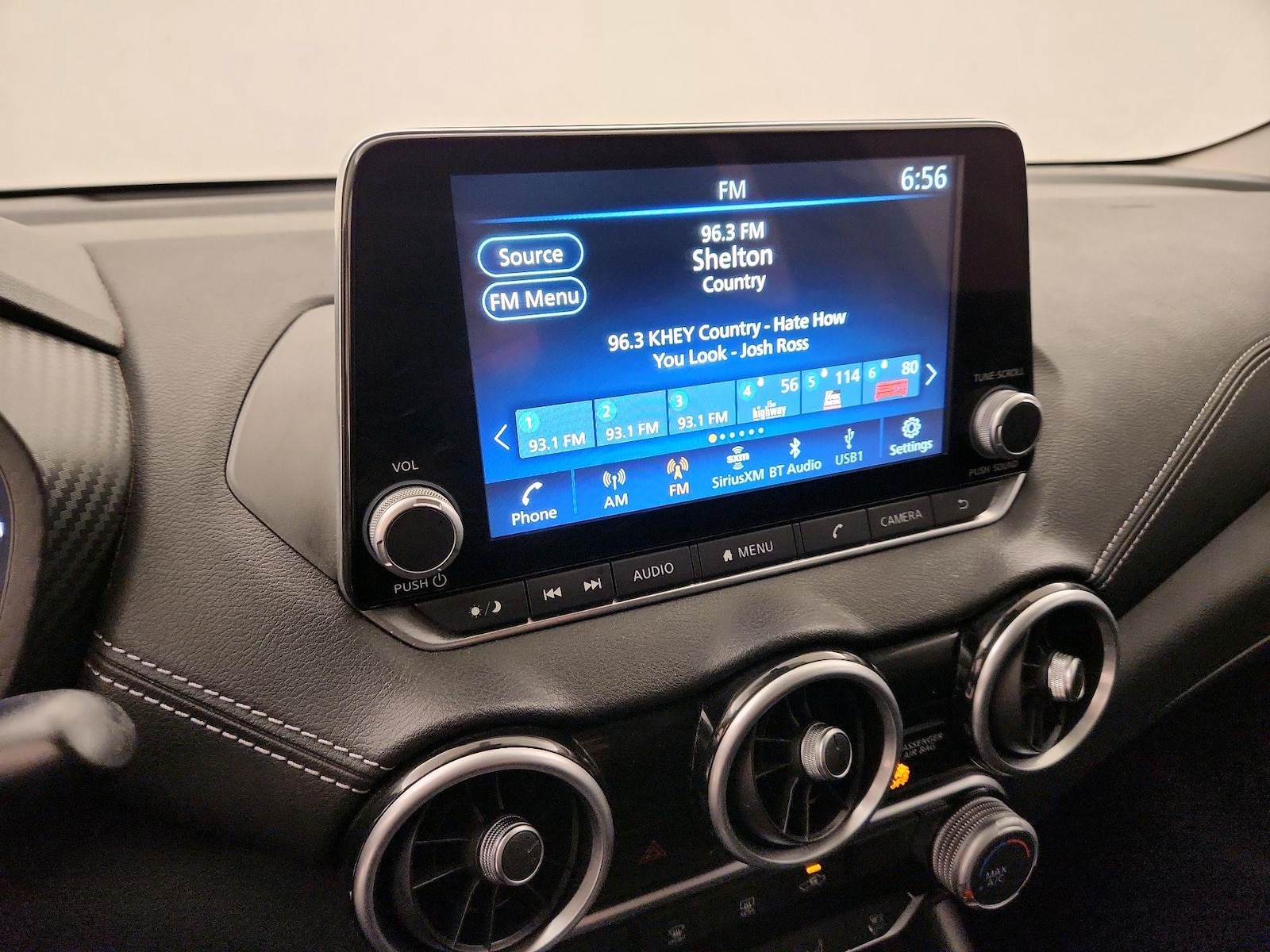 2024 Nissan Sentra SV - Photo 16