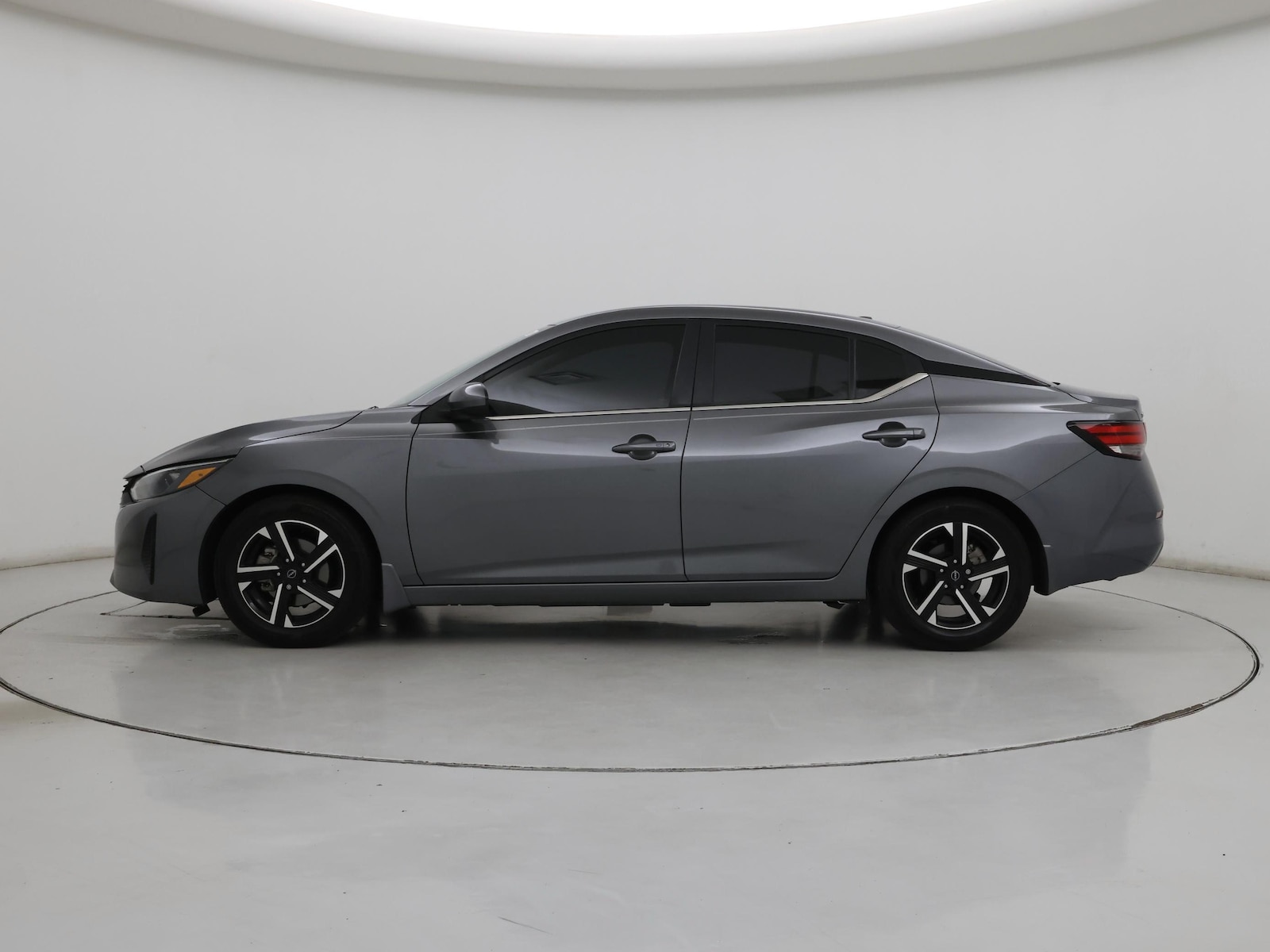 2024 Nissan Sentra SV - Photo 4