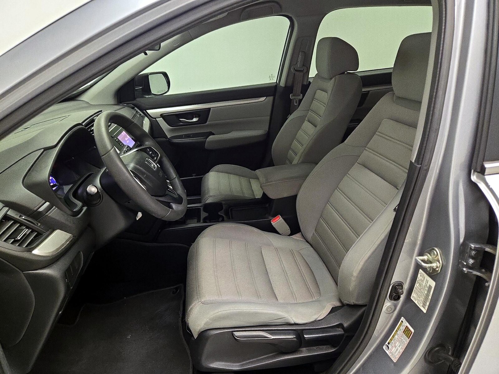 2017 Honda CR-V LX - Photo 12
