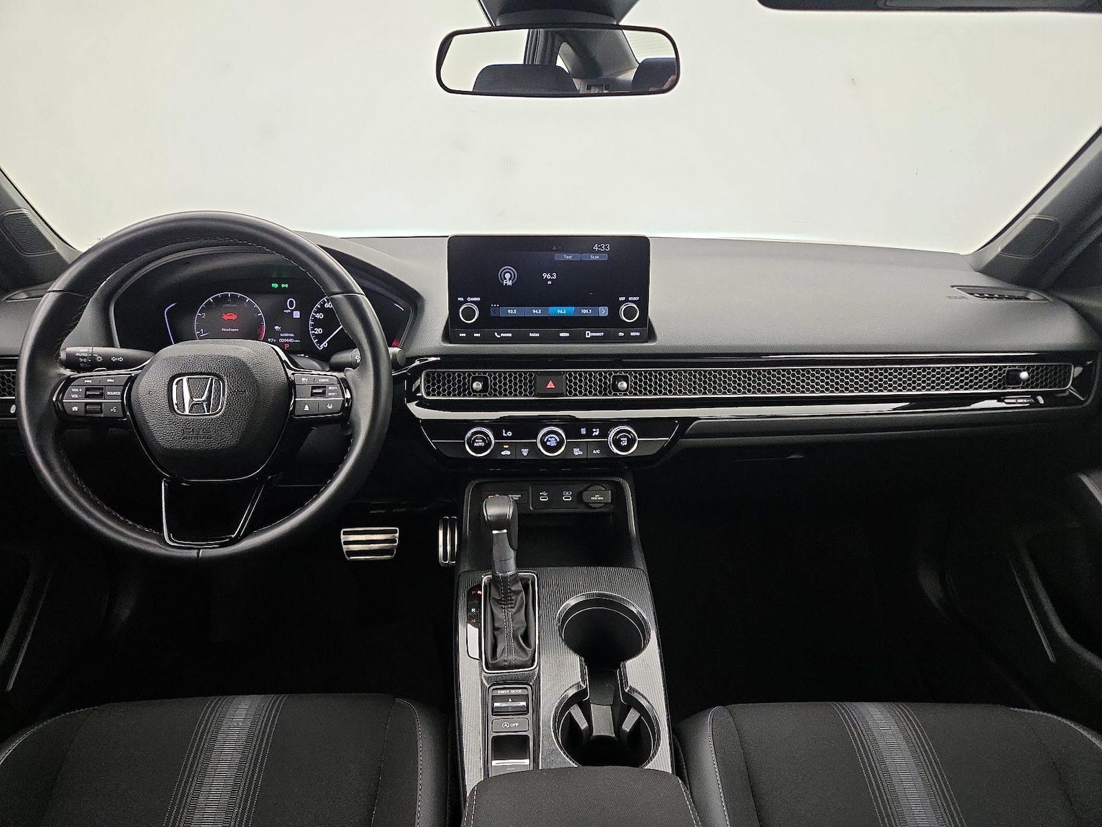 2025 Honda Civic Sport - Photo 10