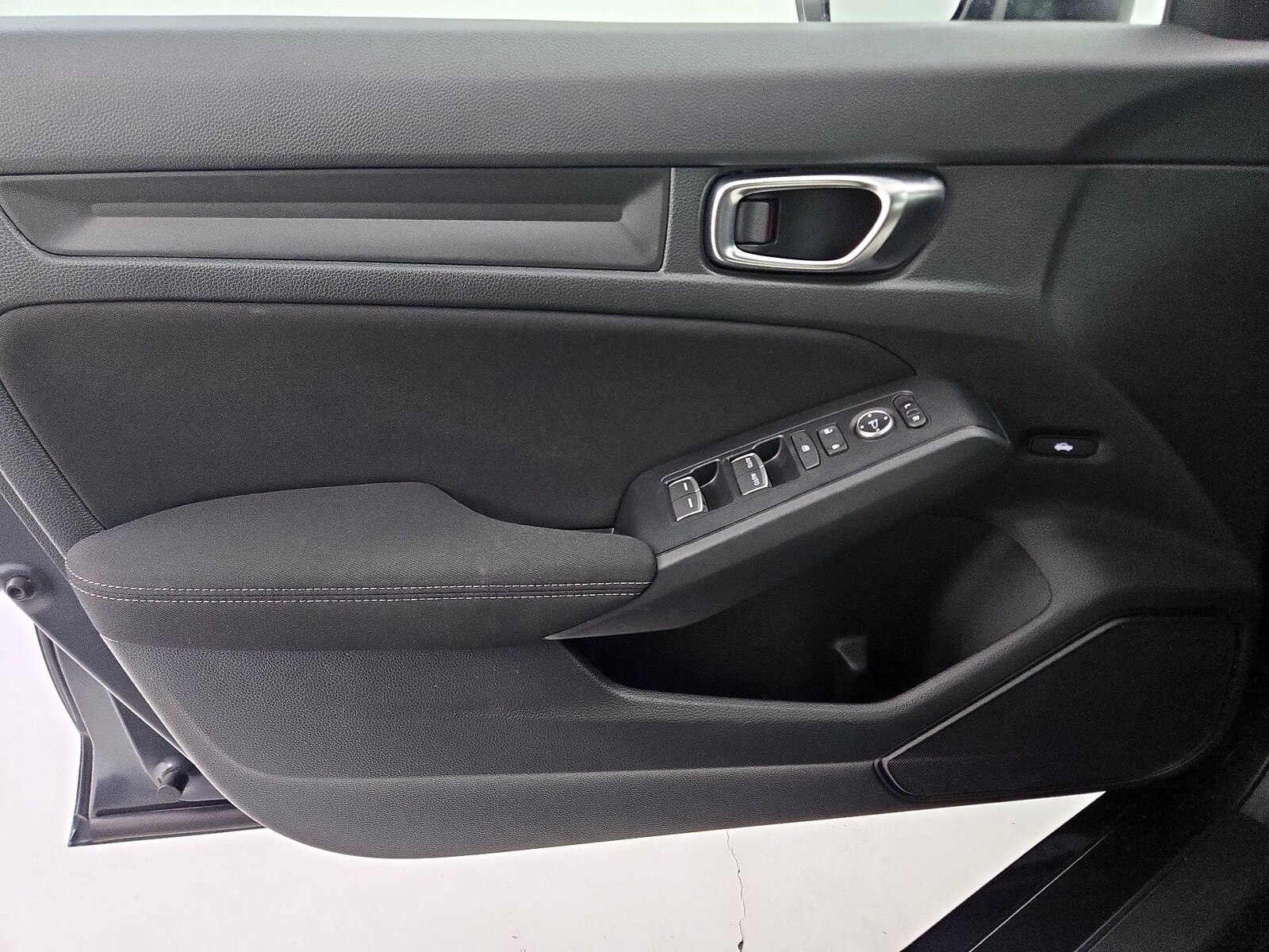 2025 Honda Civic Sport - Photo 13