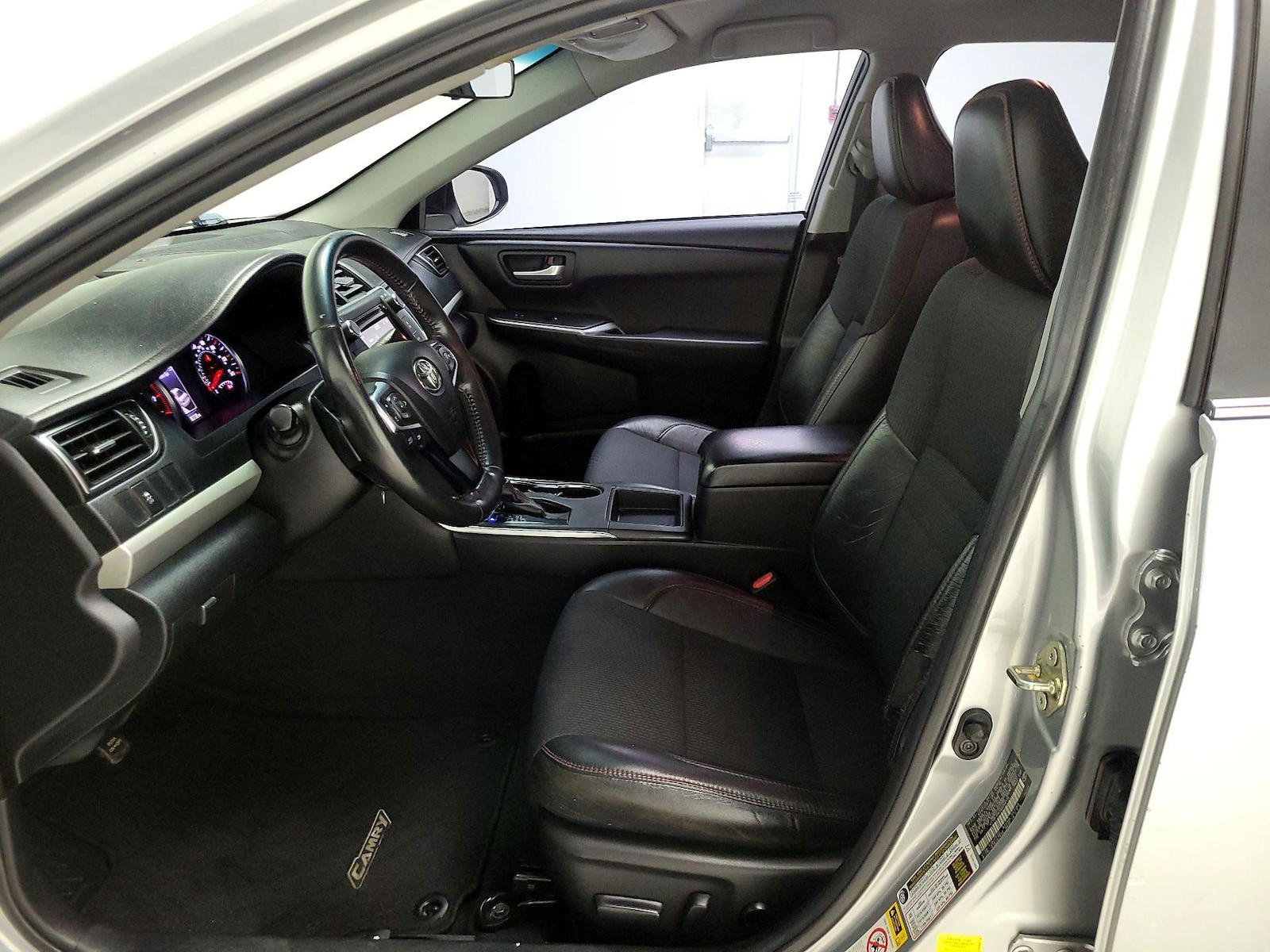 Power Seat(s) & Side Airbags