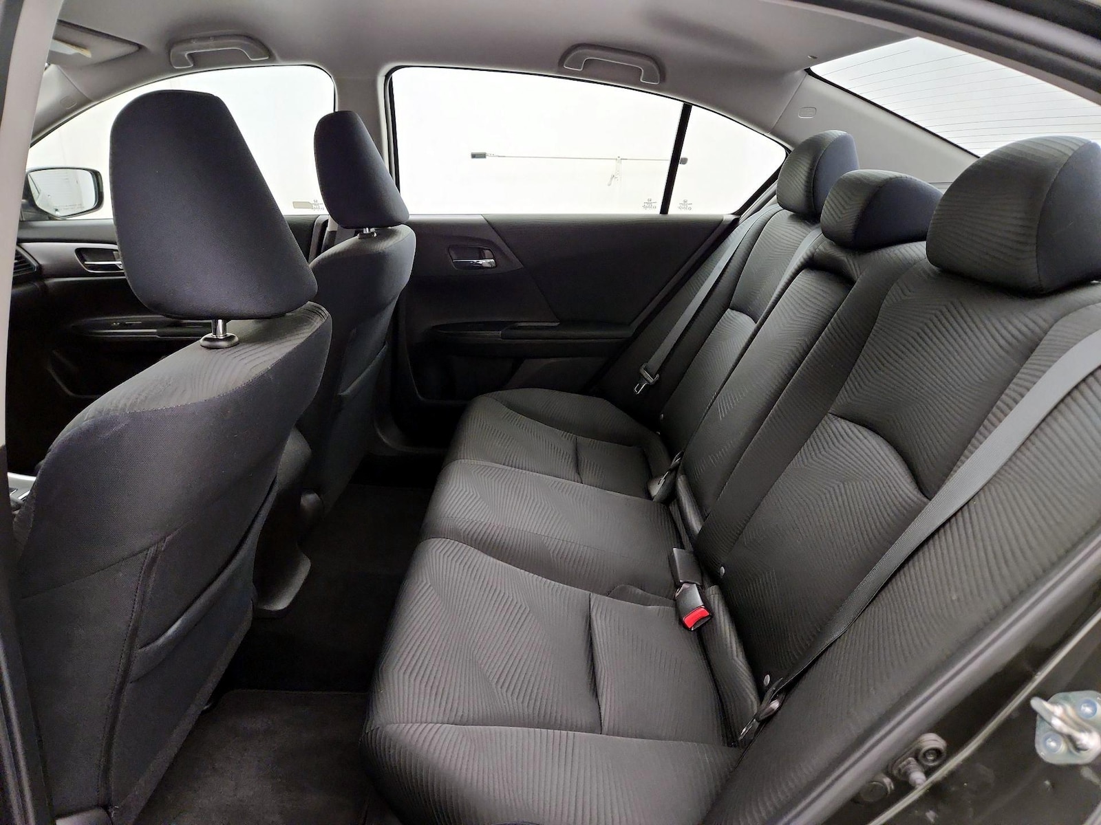 2015 Honda Accord LX - Photo 19