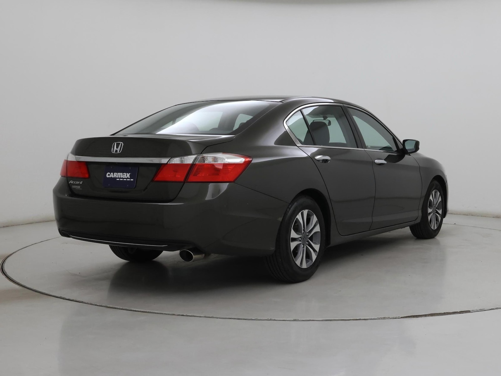 2015 Honda Accord LX - Photo 9