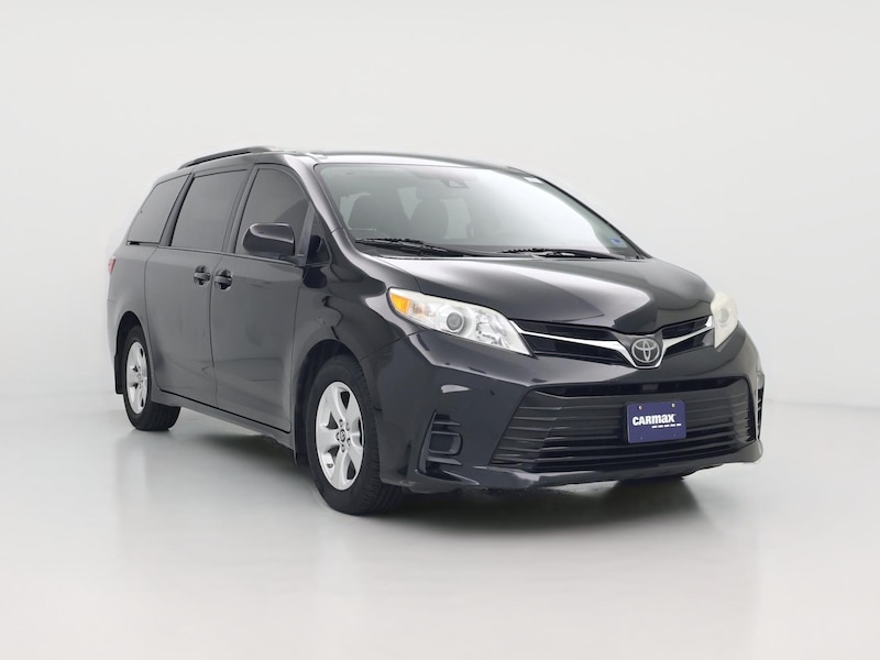 2018 Toyota Sienna LE
