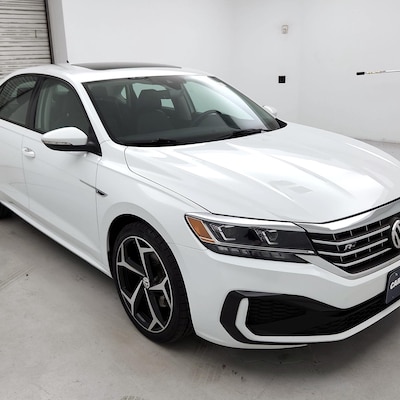 2020 Volkswagen Passat R-Line