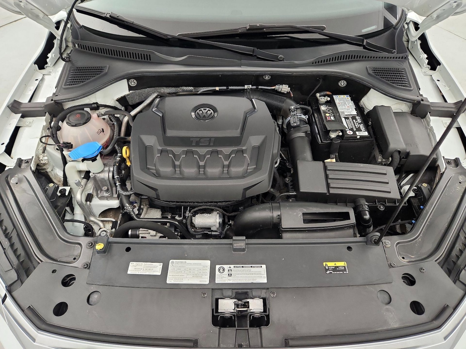 2020 Volkswagen Passat R-Line - Photo 22