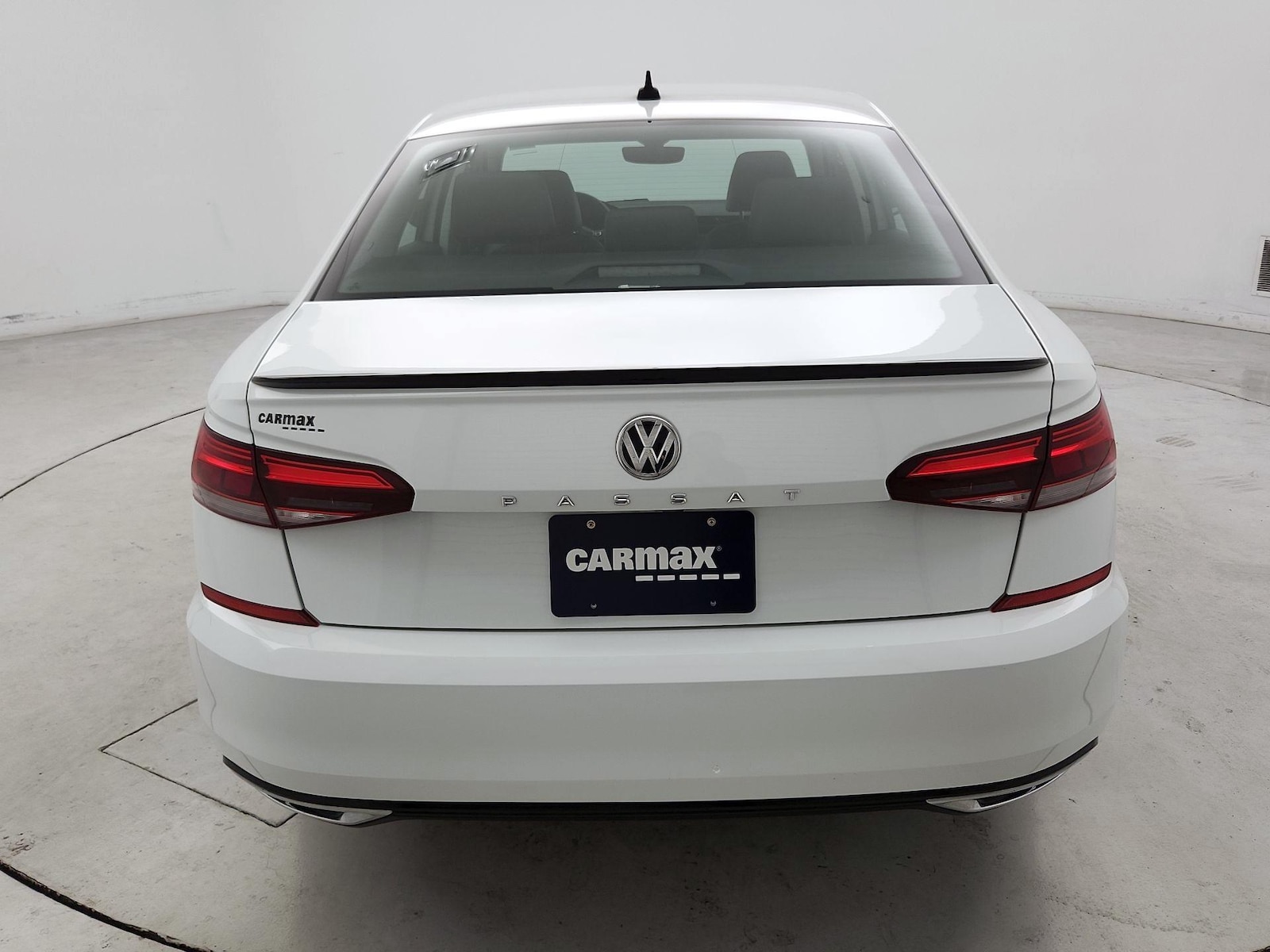 2020 Volkswagen Passat R-Line - Photo 6