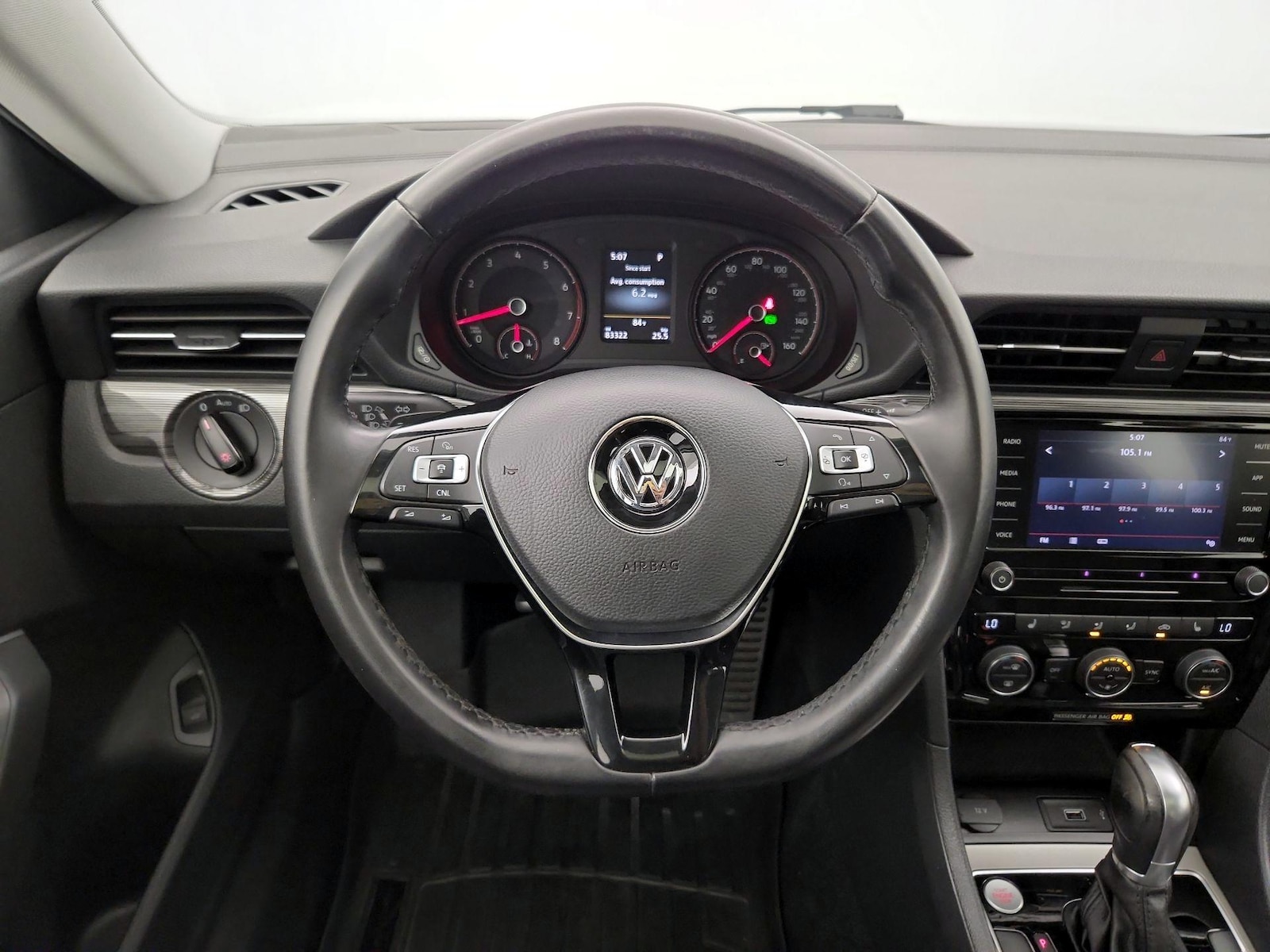 2020 Volkswagen Passat R-Line - Photo 9