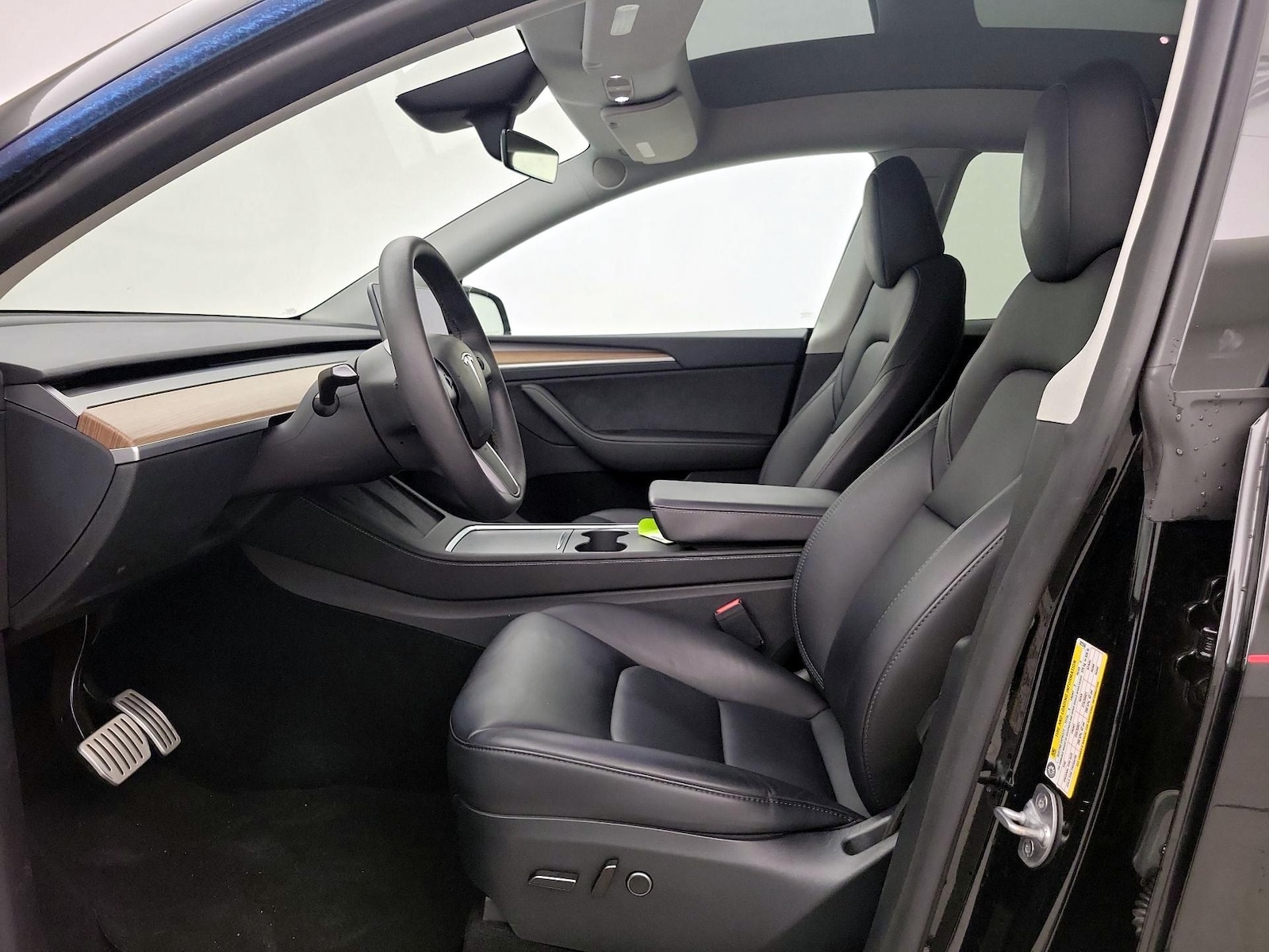 2024 Tesla Model Y Performance - Photo 10