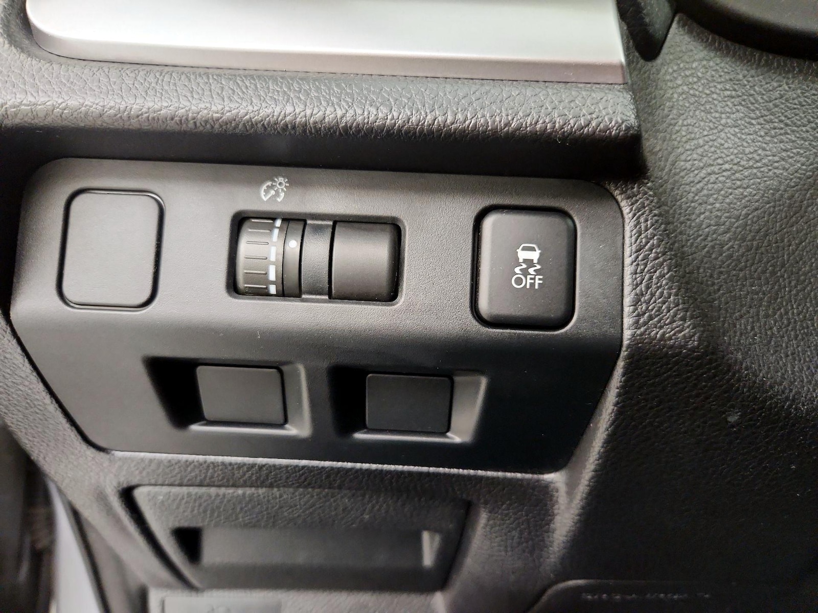 2014 Subaru Impreza 2.0I Limited - Photo 14