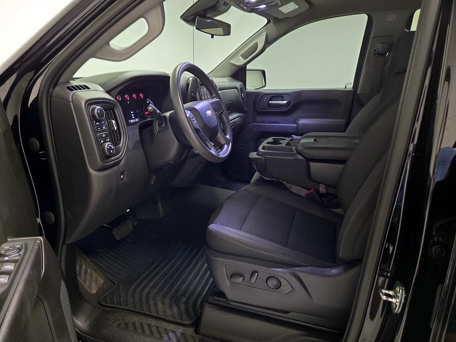2023 Chevrolet Silverado 1500 Custom - Photo 12
