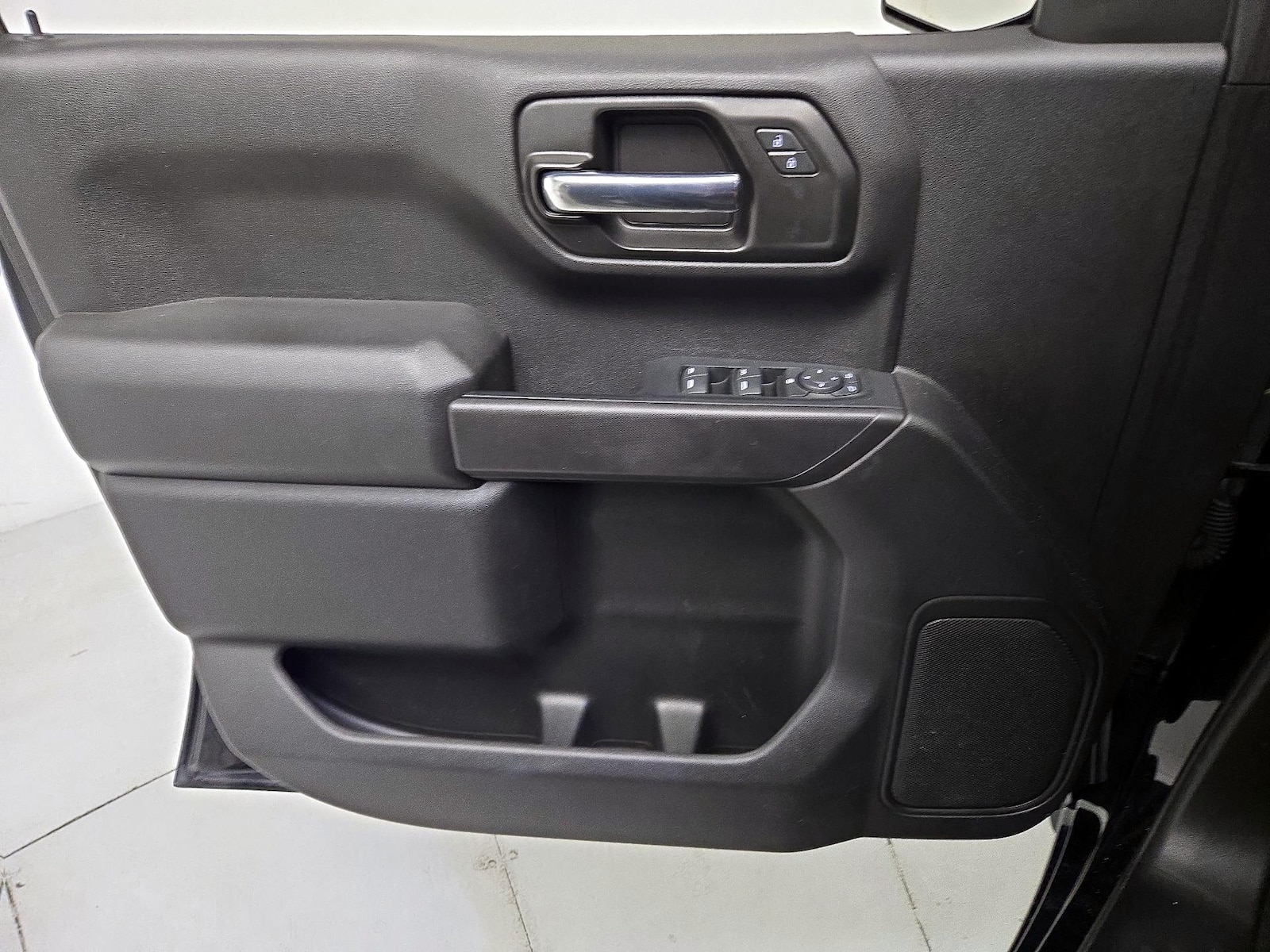 2023 Chevrolet Silverado 1500 Custom - Photo 13