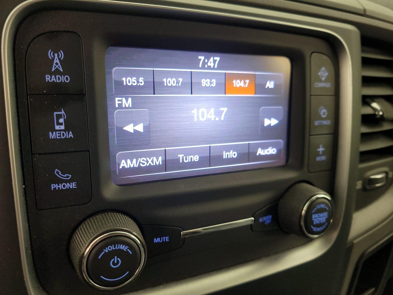 2021 RAM Ram 1500 Classic Tradesman - Photo 16