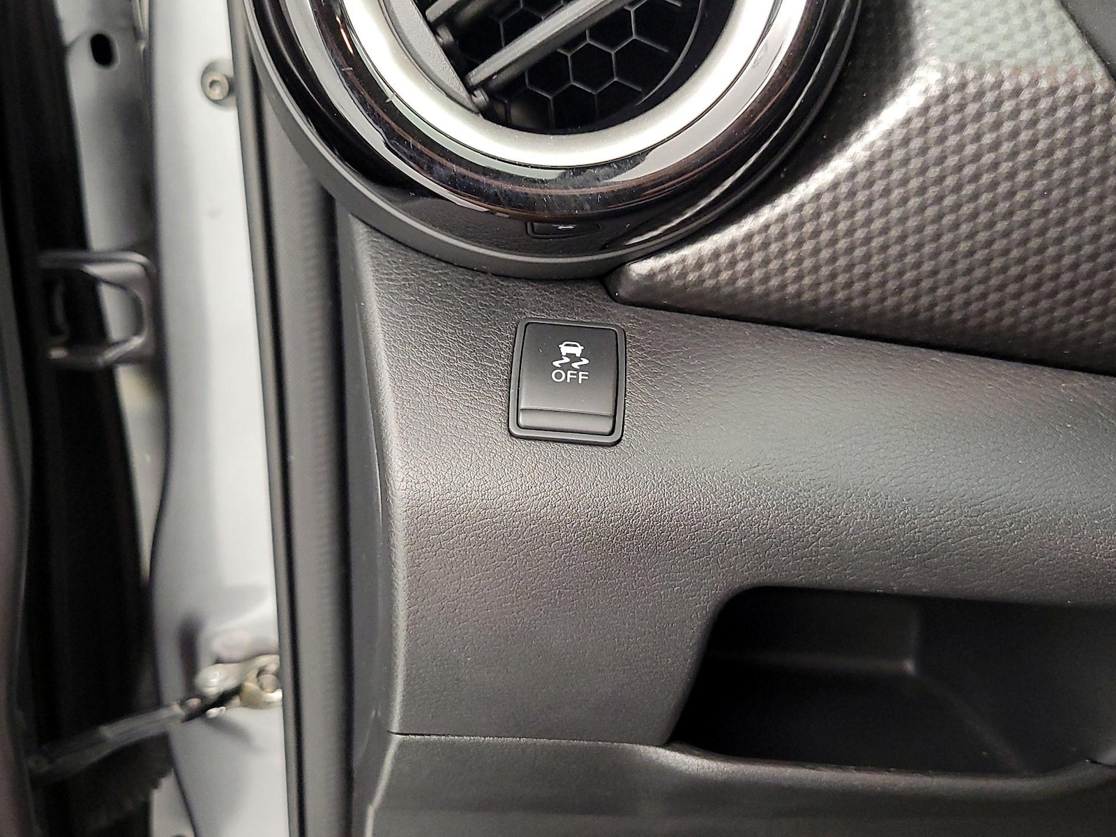 2018 Nissan Kicks SV - Photo 14