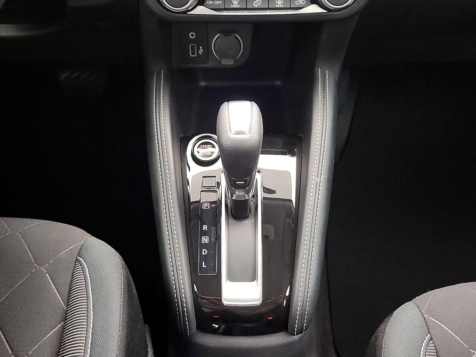 2018 Nissan Kicks SV - Photo 18